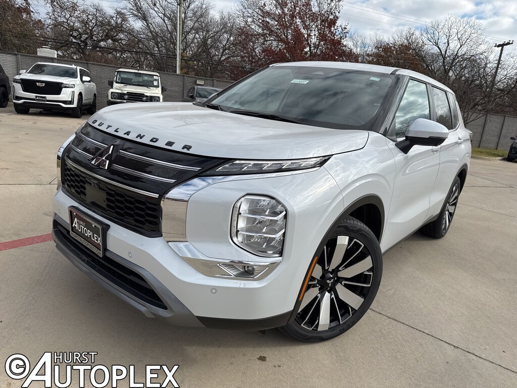 New 2026 Mitsubishi Outlander SE SUV