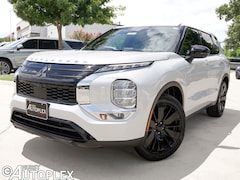 2026 Mitsubishi Outlander LE SUV