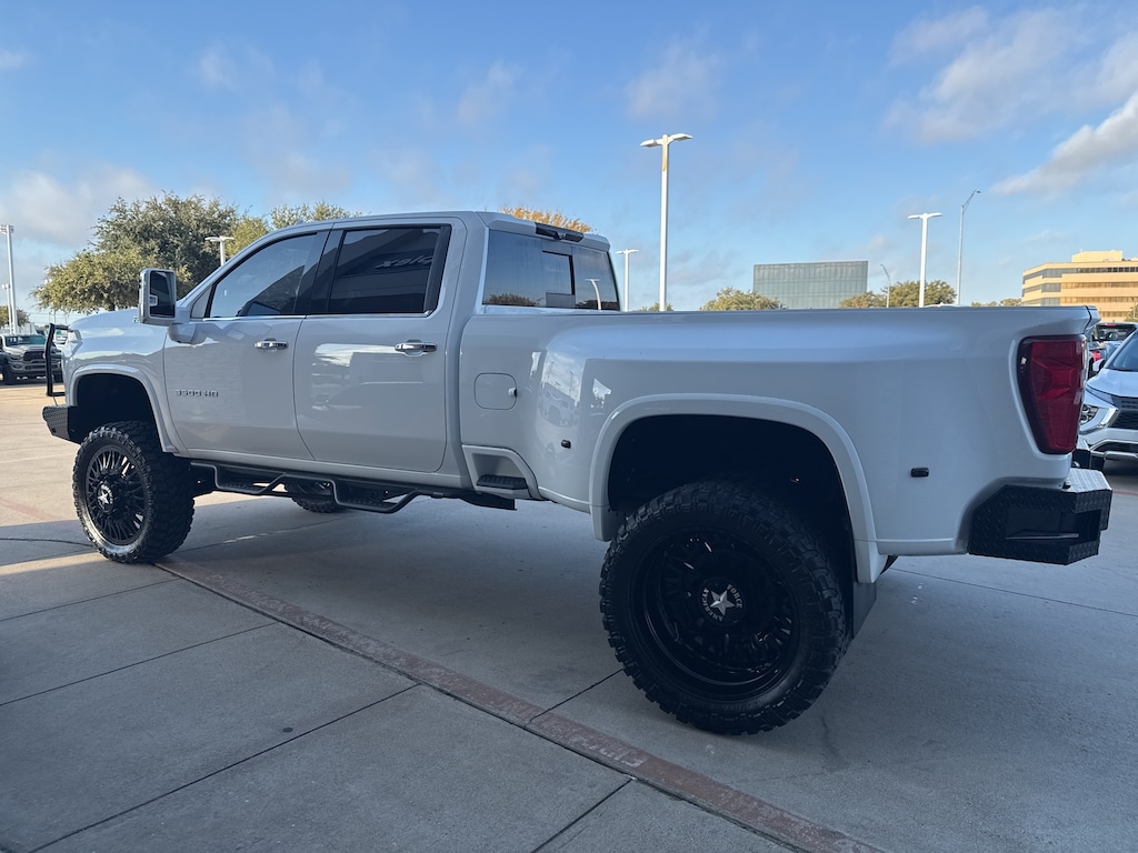 Used 2020 Chevrolet Silverado 3500HD High Country Truck Crew Cab
