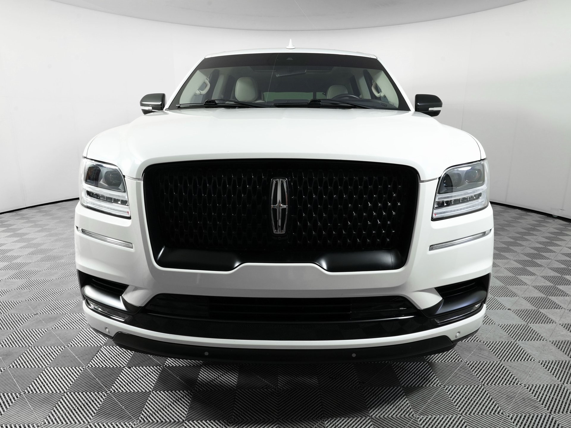 Used 2020 Lincoln Navigator Black Label L with VIN 5LMJJ3TT1LEL17732 for sale in Hurst, TX