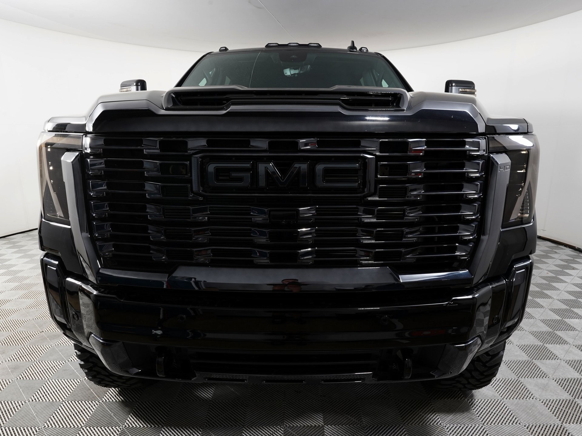 Used 2024 GMC Sierra 3500HD Denali Ultimate with VIN 1GT49YEY7RF186327 for sale in Hurst, TX