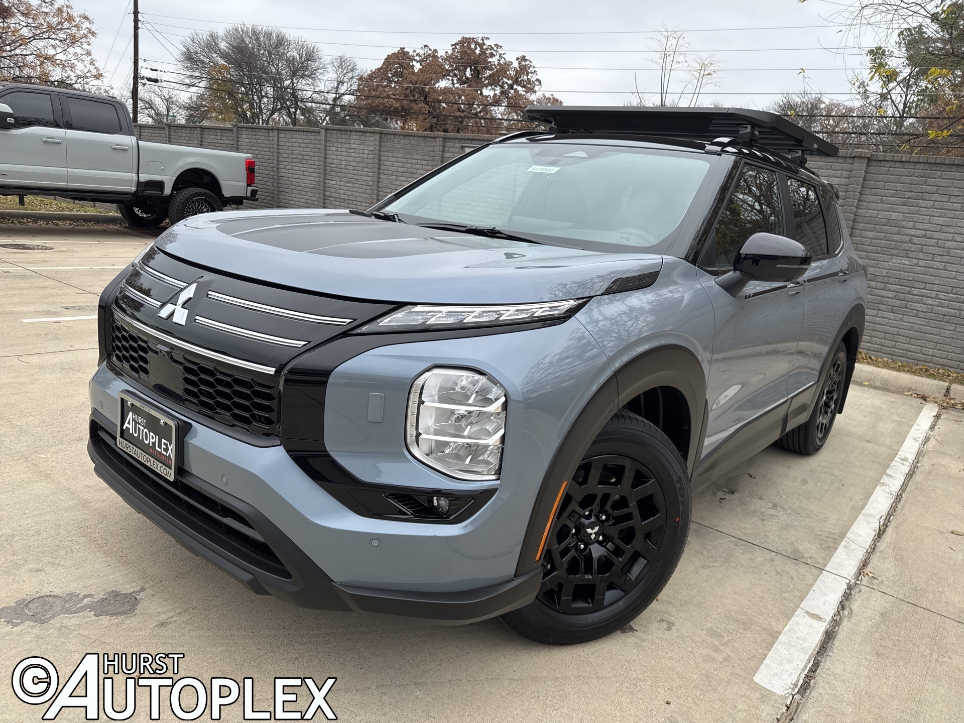 2026 Mitsubishi Outlander Trail Edition's photo