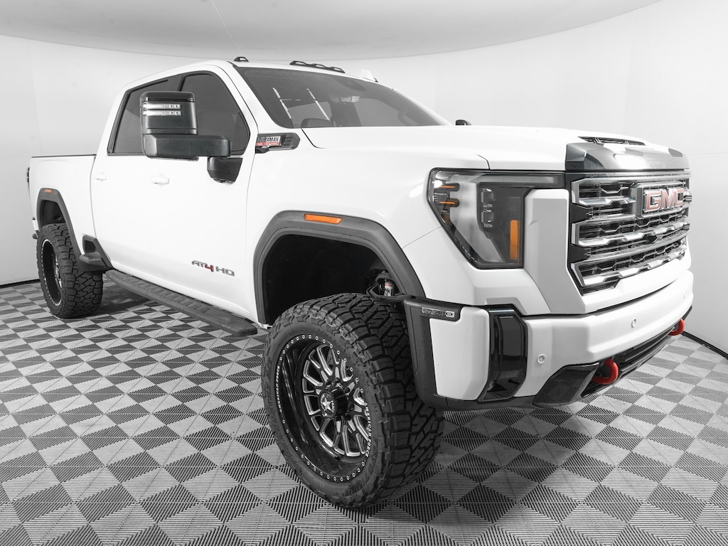 Used 2025 GMC Sierra 2500 HD AT4 Truck Crew Cab