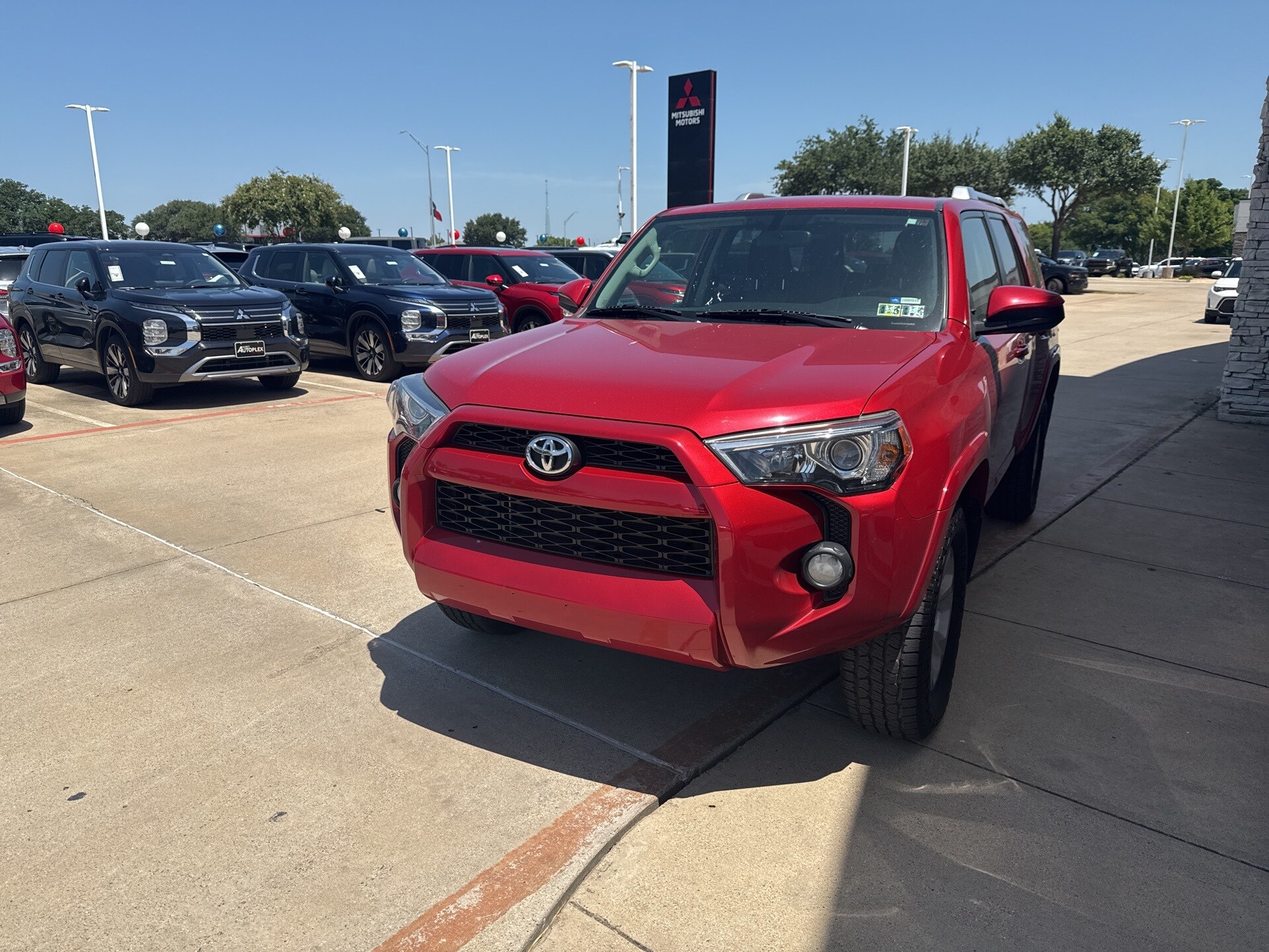 2015 Toyota 4Runner SR5 photo 2