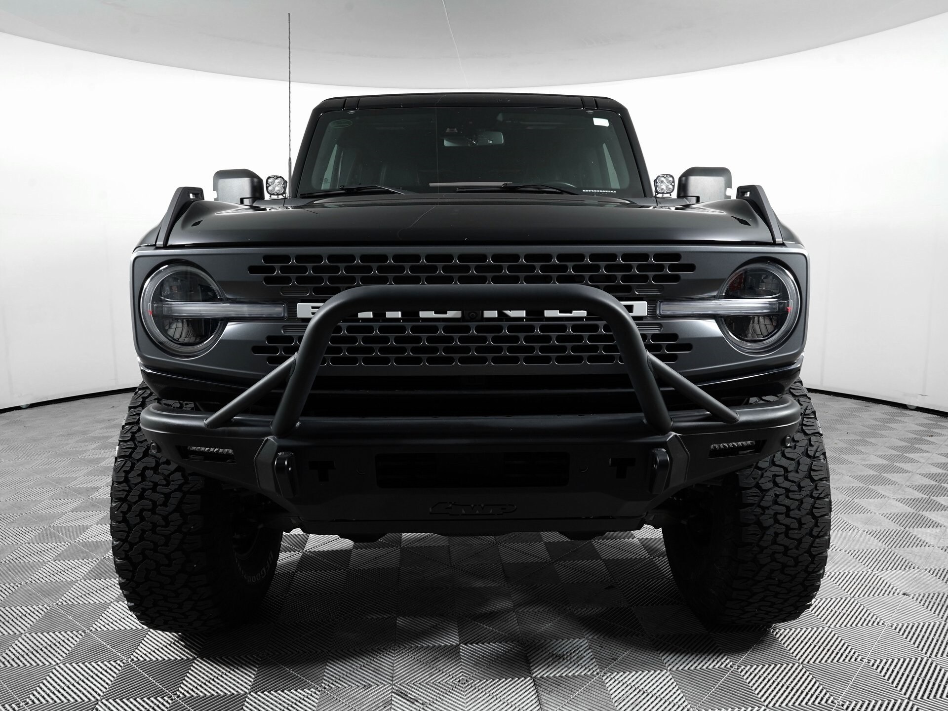 2021 Ford Bronco Badlands photo 2
