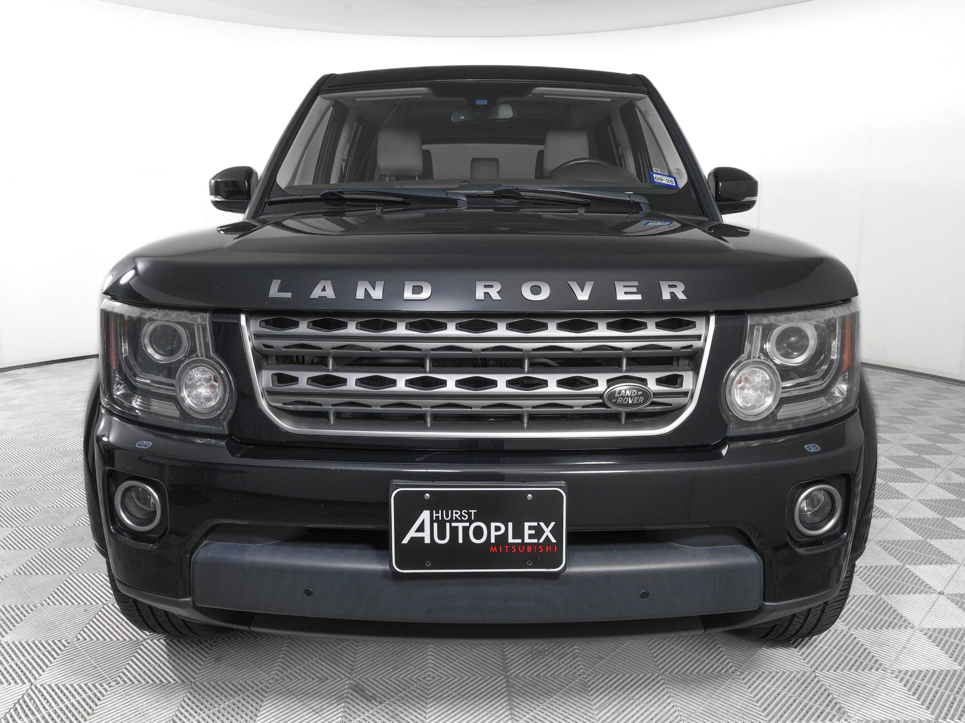Used 2016 Land Rover LR4 HSE with VIN SALAG2V62GA808789 for sale in Hurst, TX