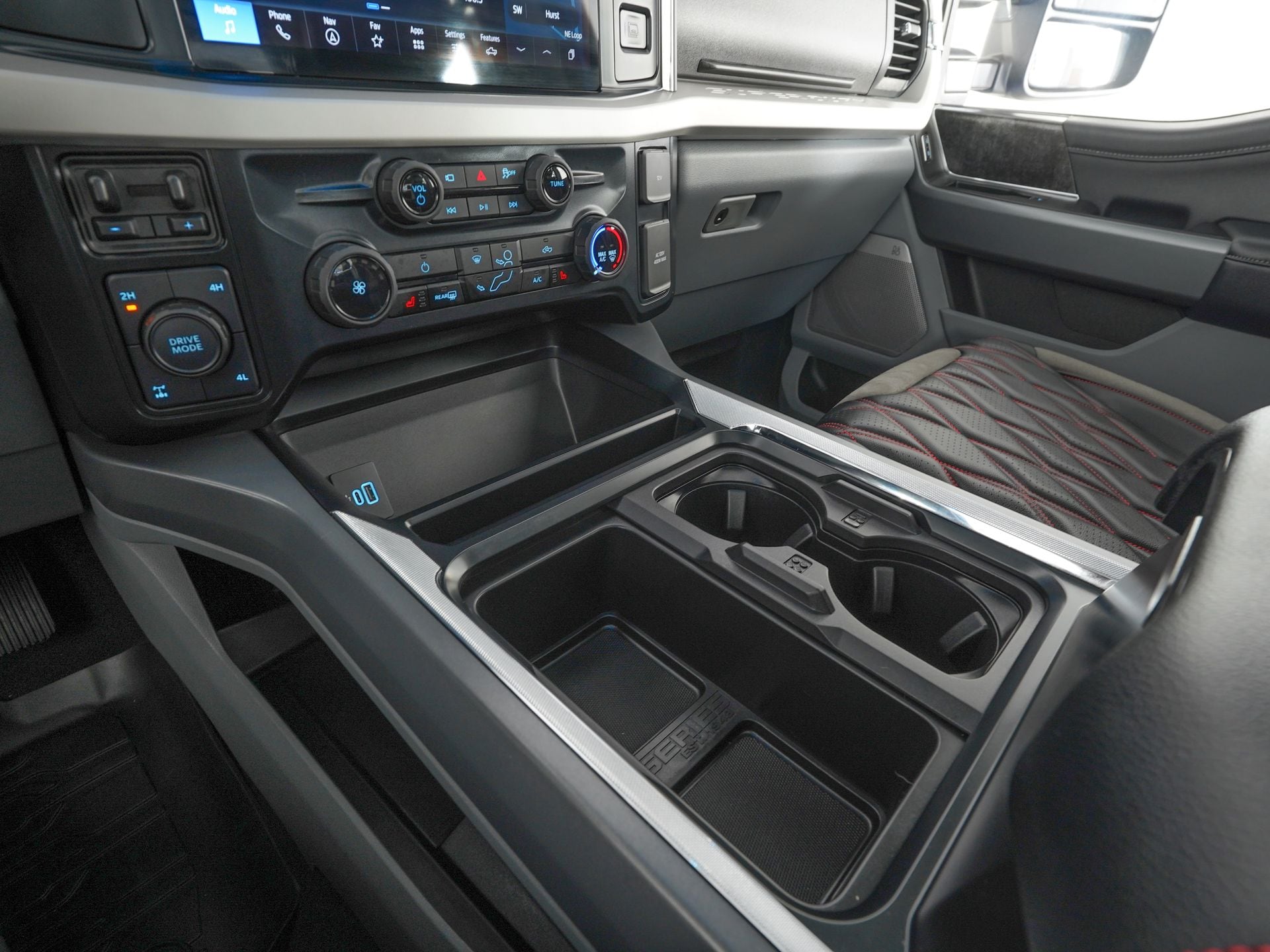 2025 Ford F-250 Super Duty XLT - Photo 22