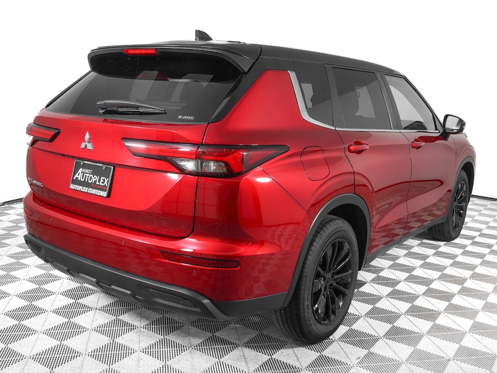 Used 2022 Mitsubishi Outlander ES SUV