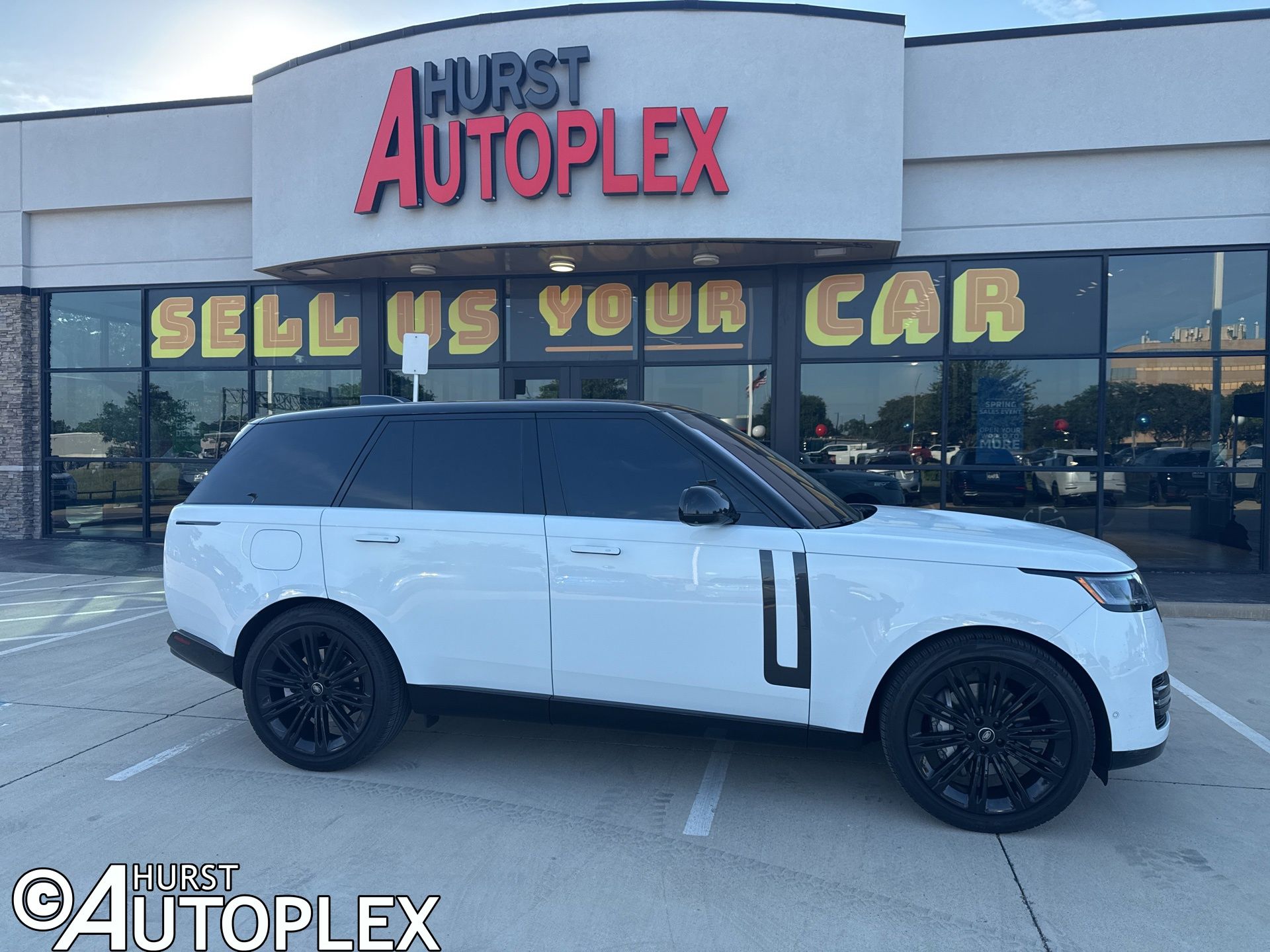 2023 Land Rover Range Rover 3.0 SE SWB's photo