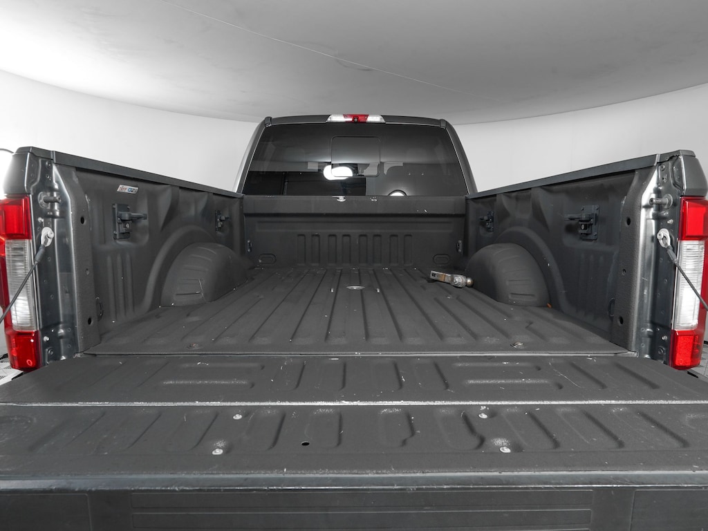 Used 2019 Ford F-250 Lariat Truck