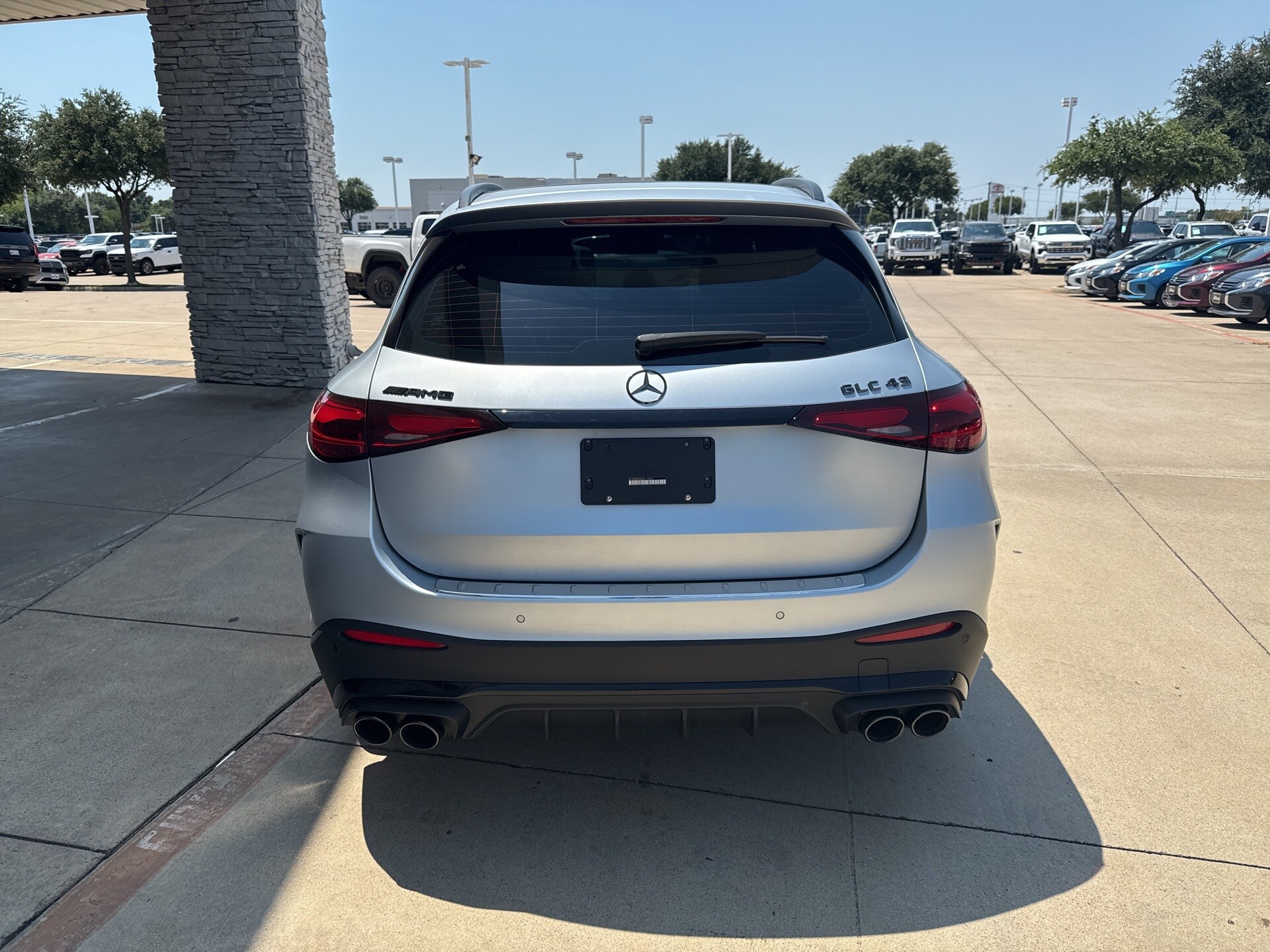 2024 Mercedes Benz GLC 43 AMG photo 4