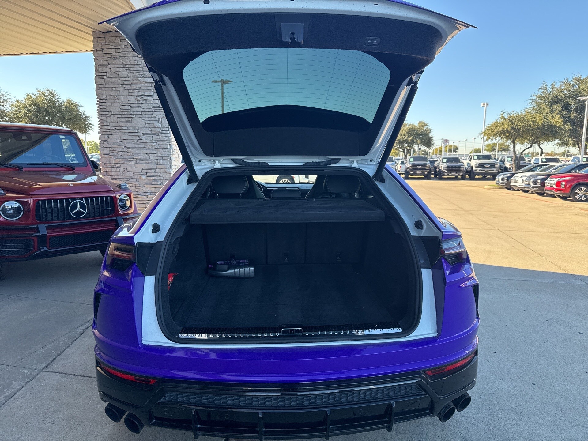 2021 Lamborghini Urus photo 4