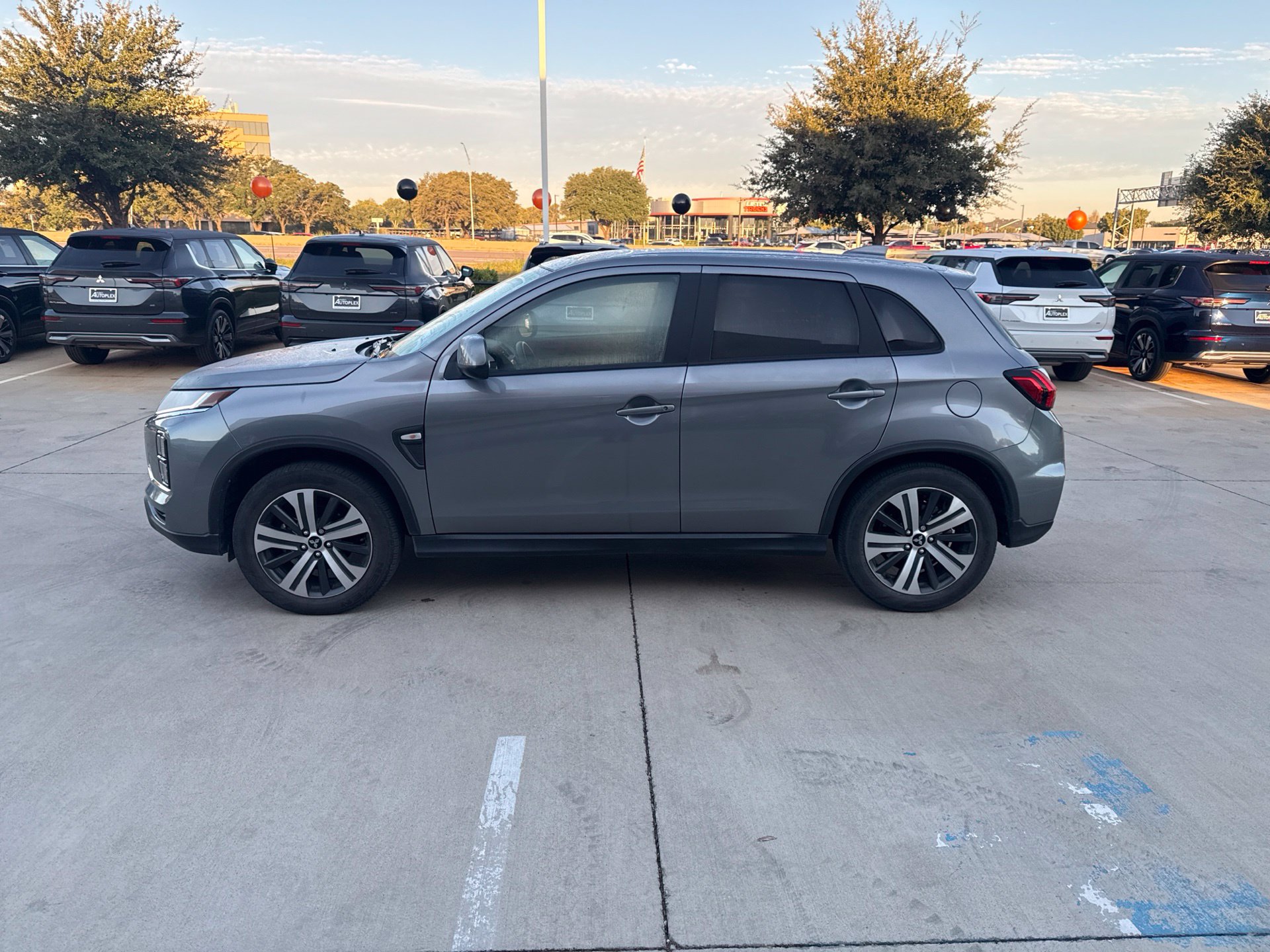 Used 2023 Mitsubishi Outlander Sport 2.0 ES SUV