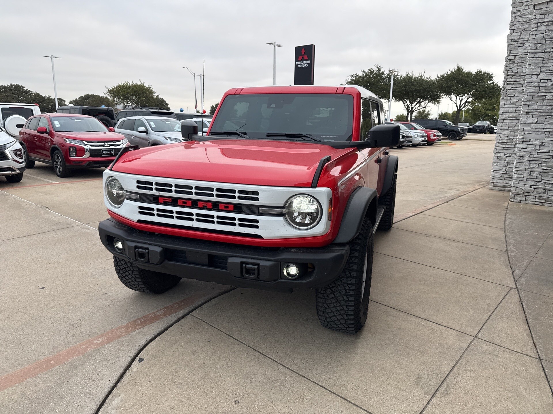 2023 Ford Bronco Heritage First Edition photo 2