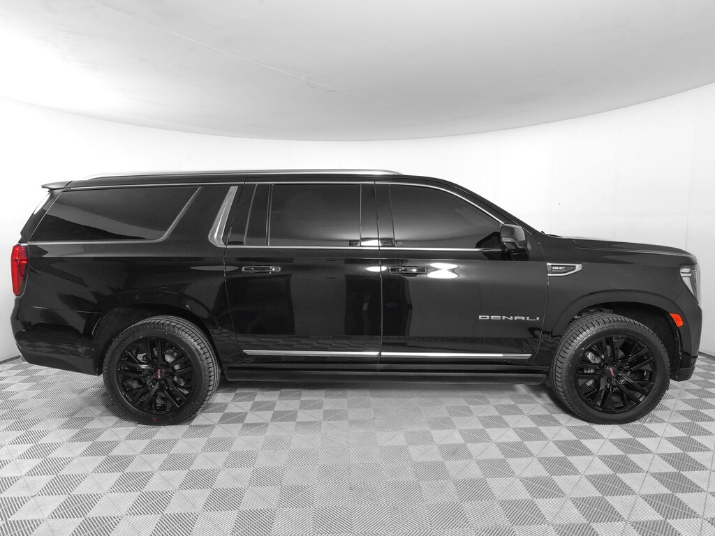 Used 2021 GMC Yukon XL Denali SUV