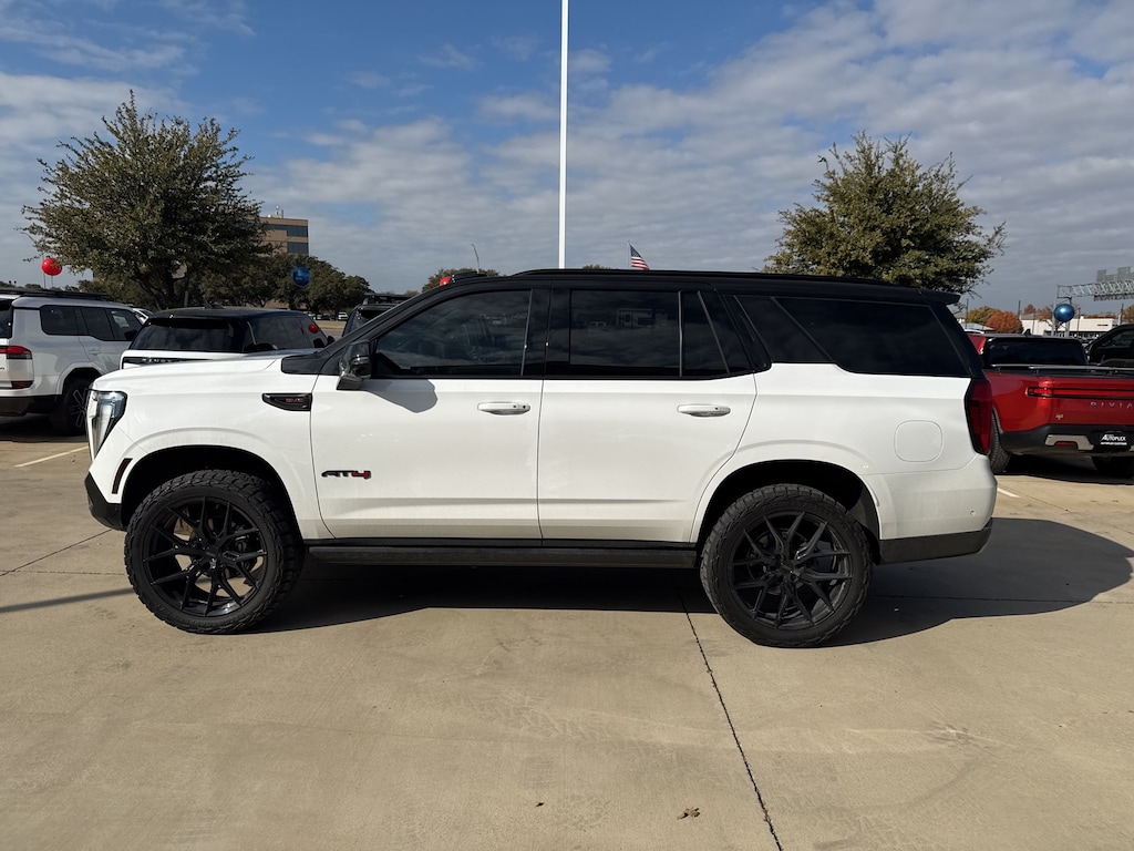 Used 2025 GMC Yukon AT4 Ultimate SUV