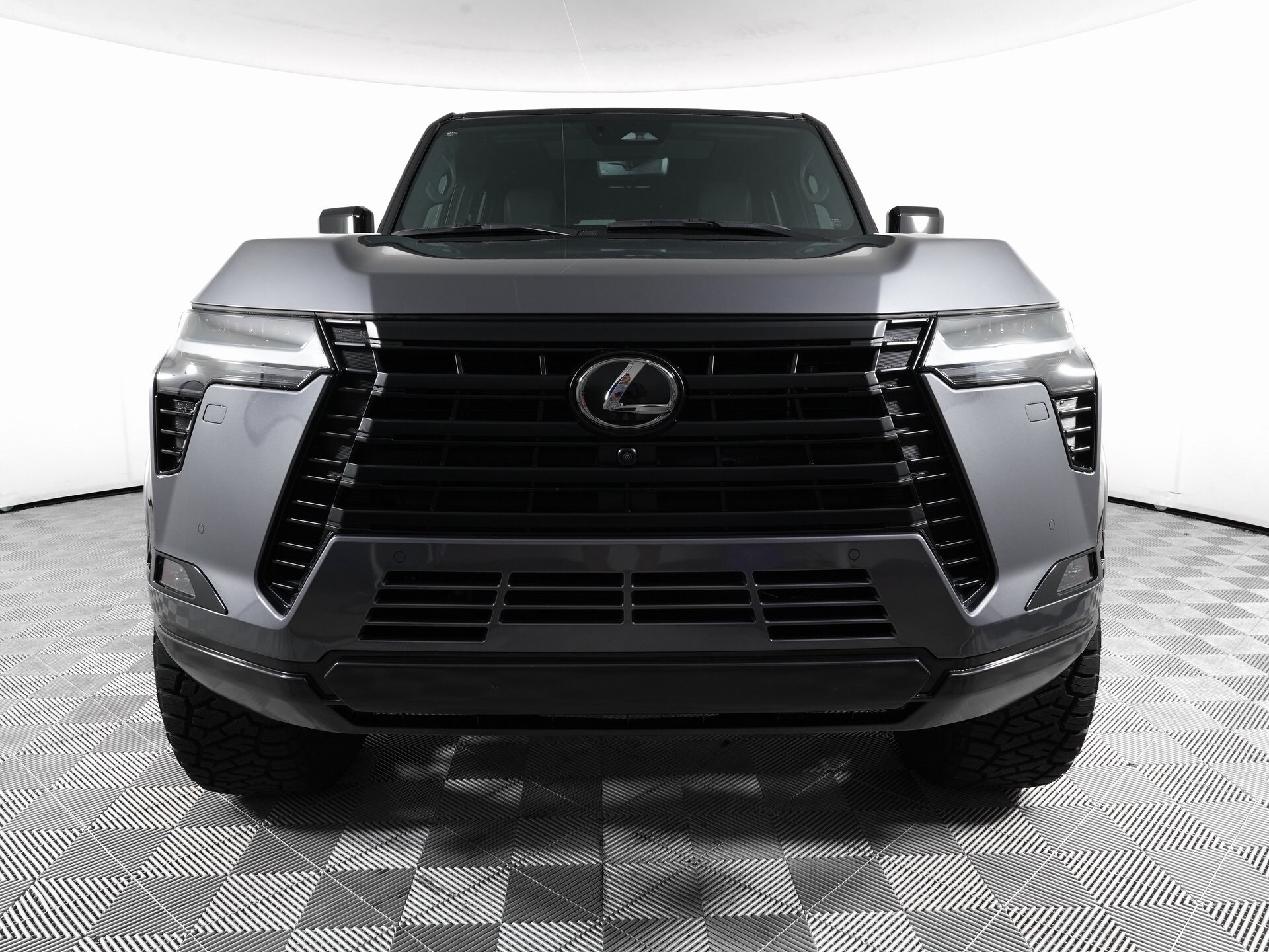 2024 Lexus GX 550 Luxury photo 2