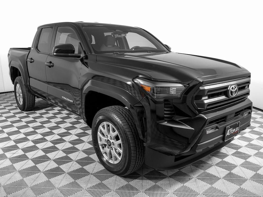 Used 2024 Toyota Tacoma SR5 Truck