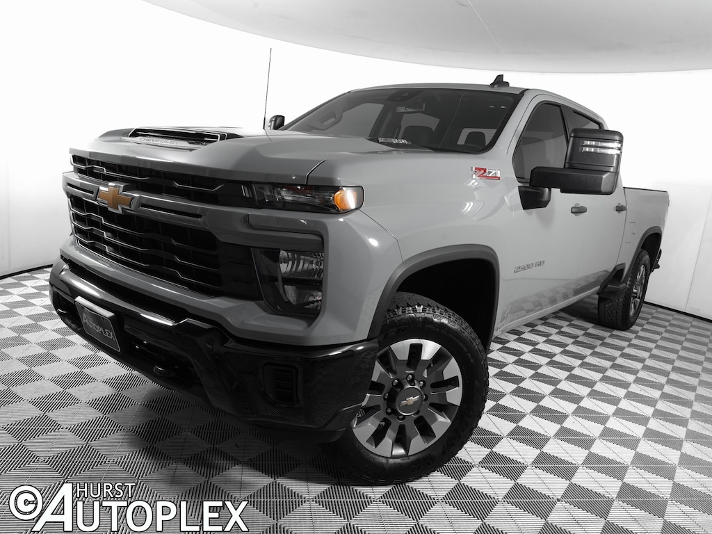 Used 2024 Chevrolet Silverado 2500 HD Custom Truck