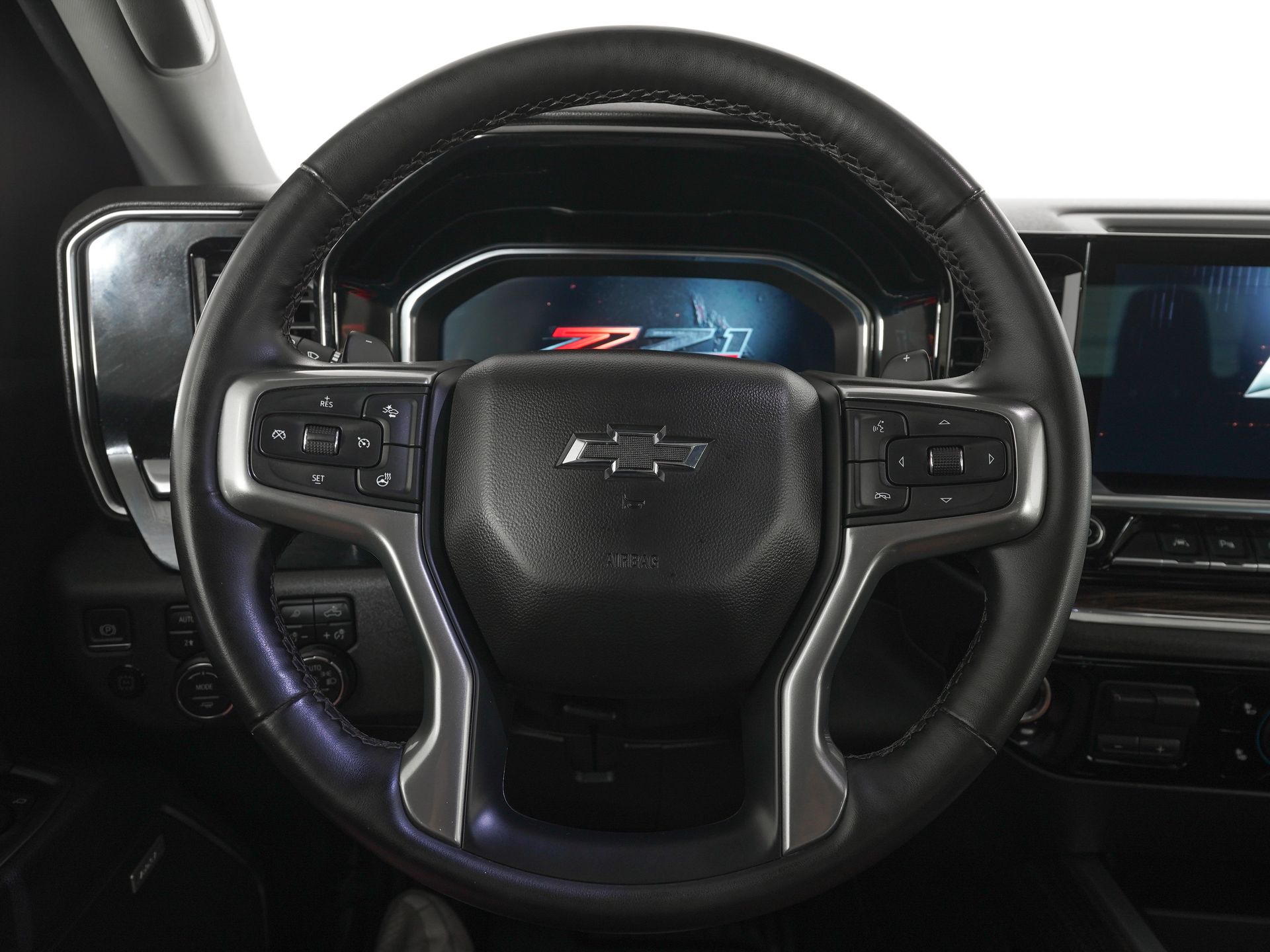 2023 Chevrolet Silverado 1500 RST - Photo 18