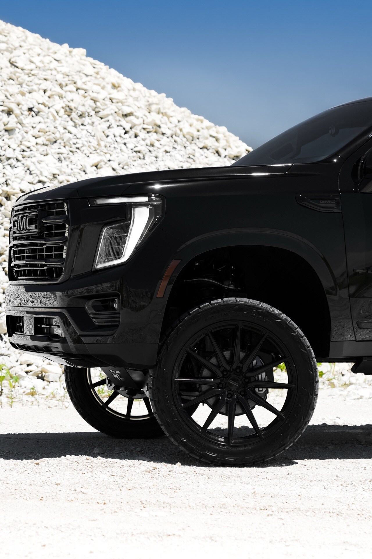 2025 Gmc Yukon XL photo 2