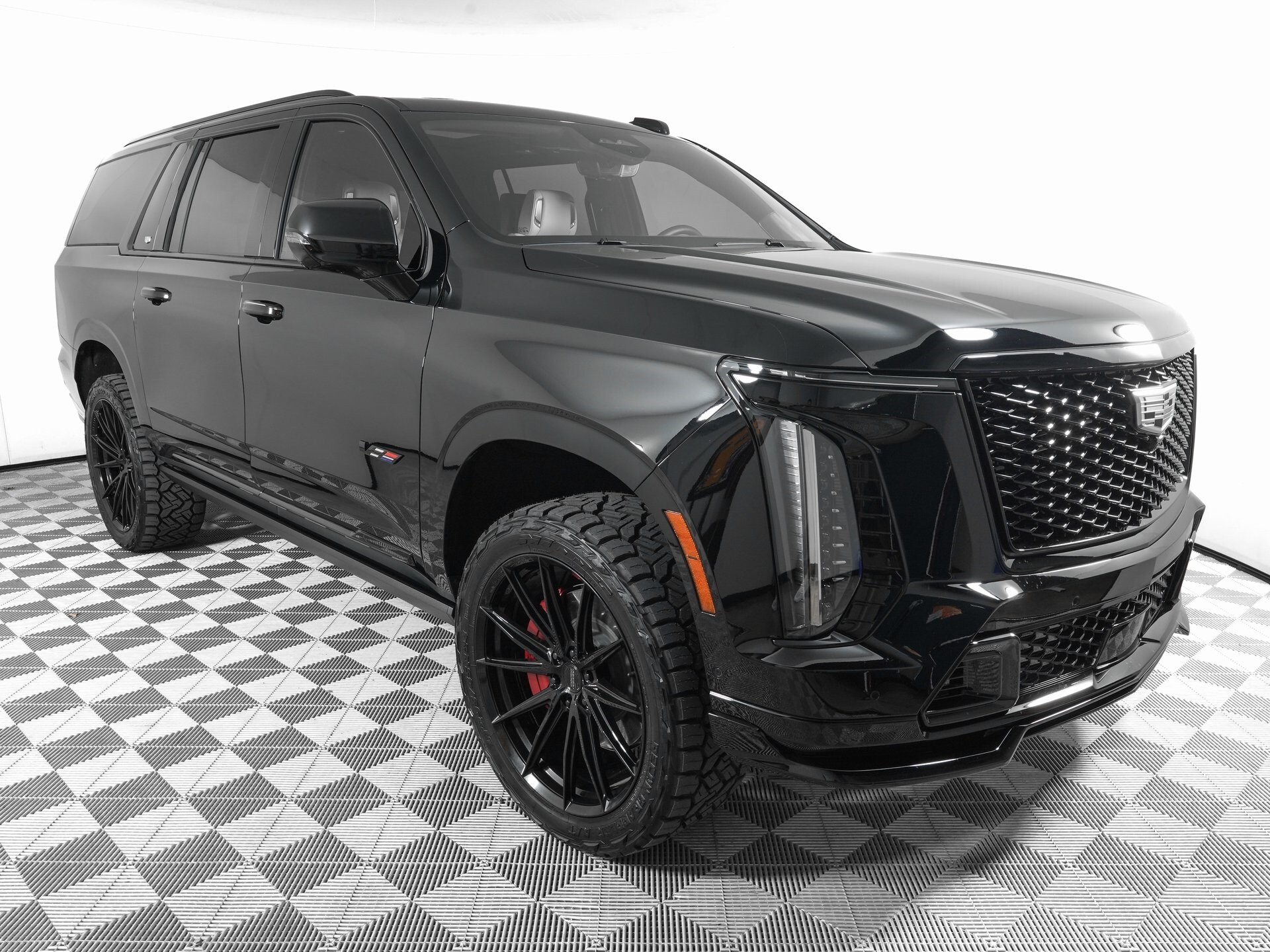 2025 Cadillac Escalade ESV V-Series photo 3