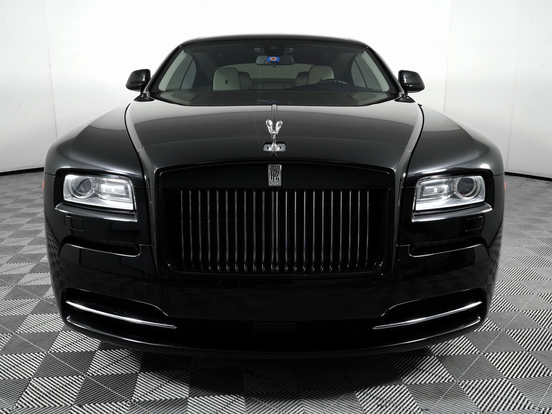 Used 2014 Rolls-Royce Wraith Base with VIN SCA665C55EUX84678 for sale in Hurst, TX