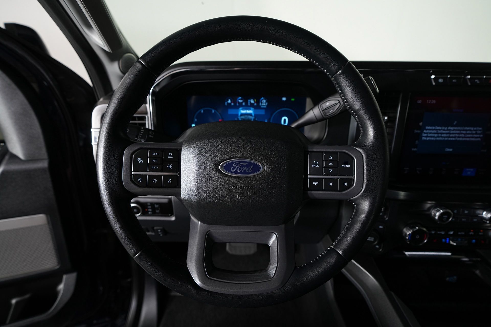 2023 Ford F-250 Super Duty Lariat - Photo 16