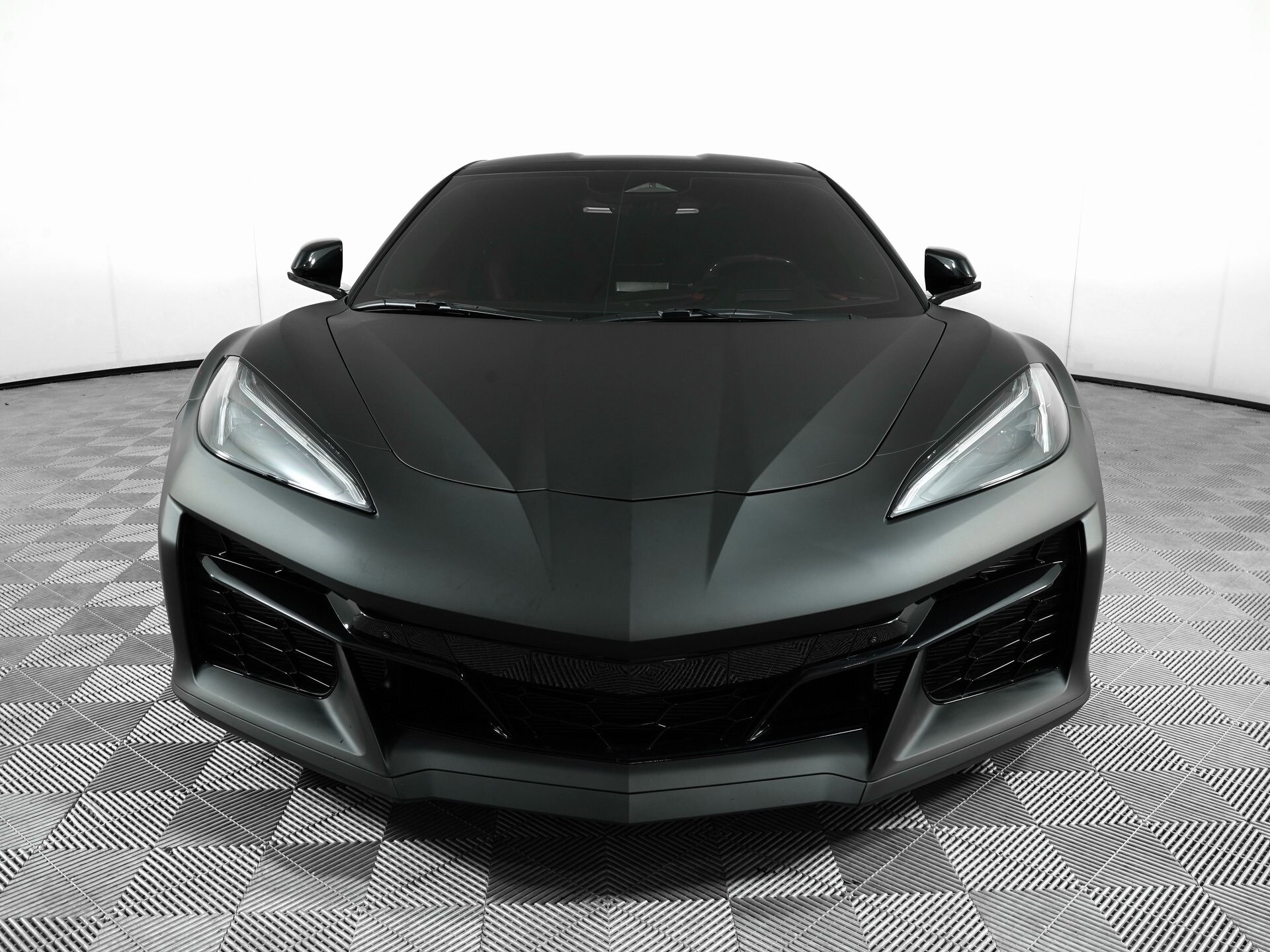 2025 Chevrolet Corvette Z06 3LZ photo 2