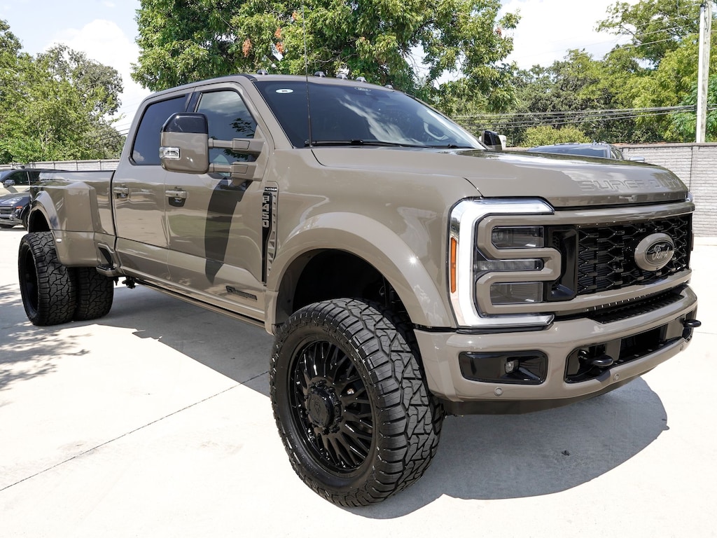Used 2026 Ford F-450 Platinum Truck