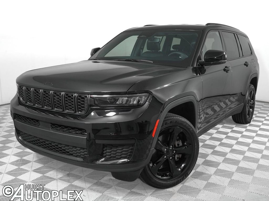 Used 2023 Jeep Grand Cherokee Altitude SUV