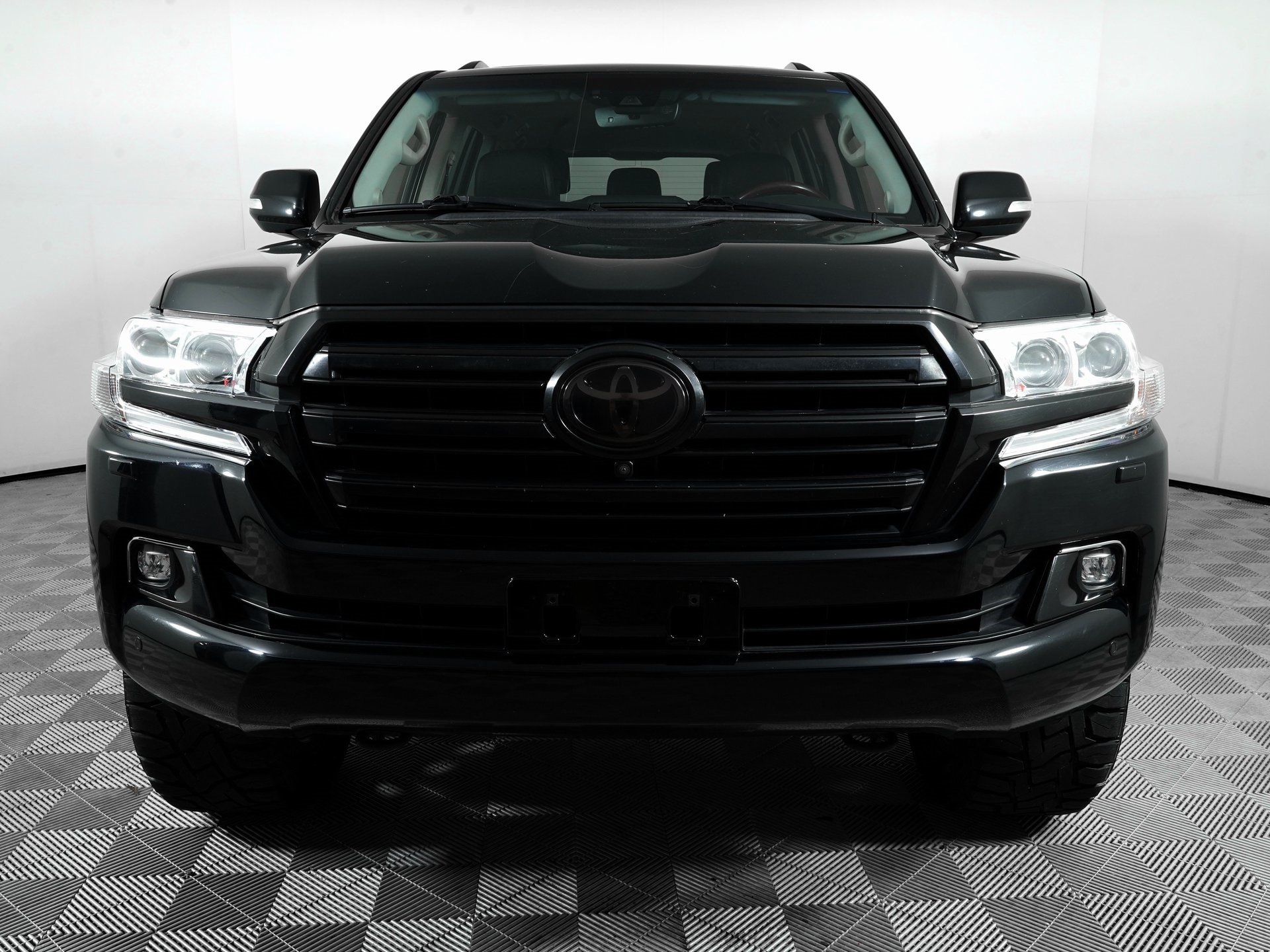 Used 2017 Toyota Land Cruiser Base with VIN JTMCY7AJ7H4054003 for sale in Hurst, TX