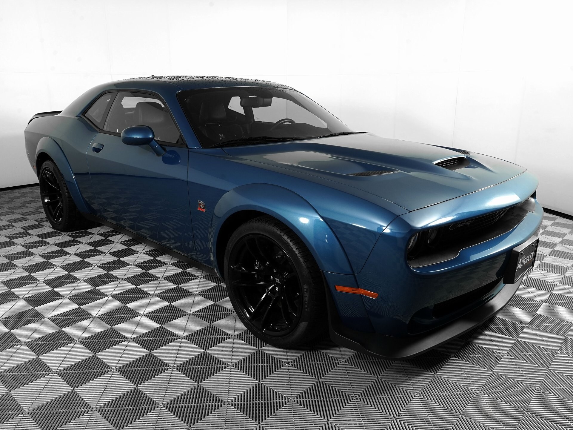 2021 Dodge Challenger R/T Scat Pack Widebody photo 3