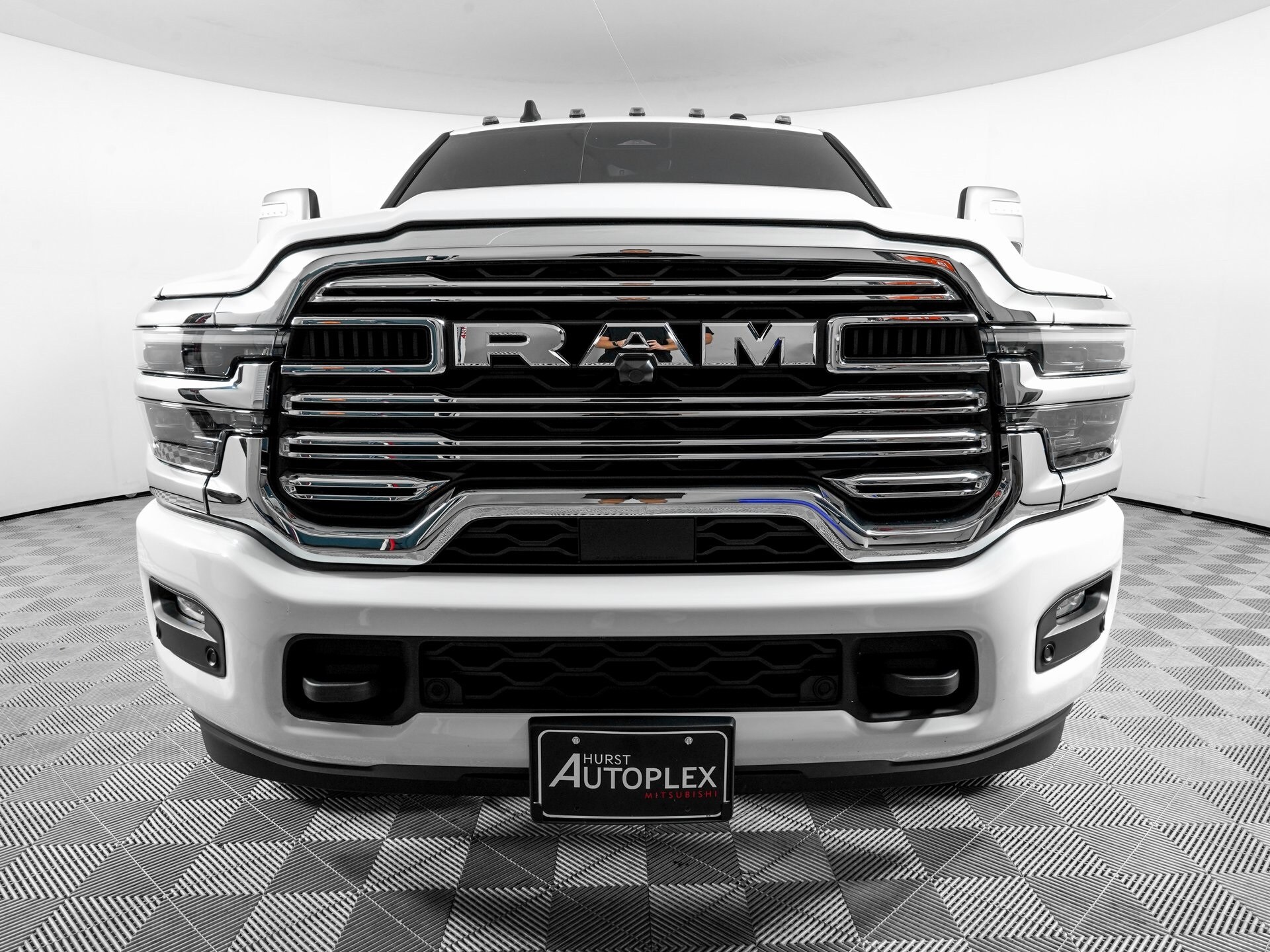 2025 Ram 3500 Laramie photo 2