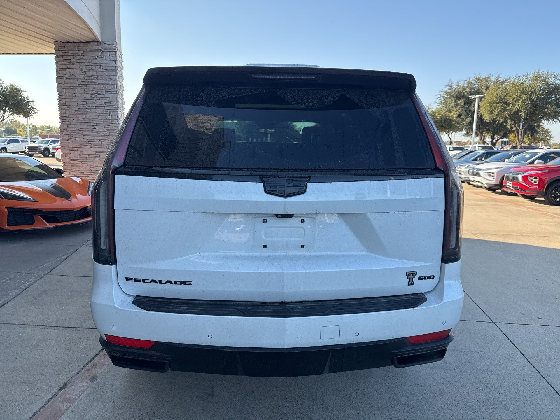 2021 Cadillac Escalade Sport photo 2