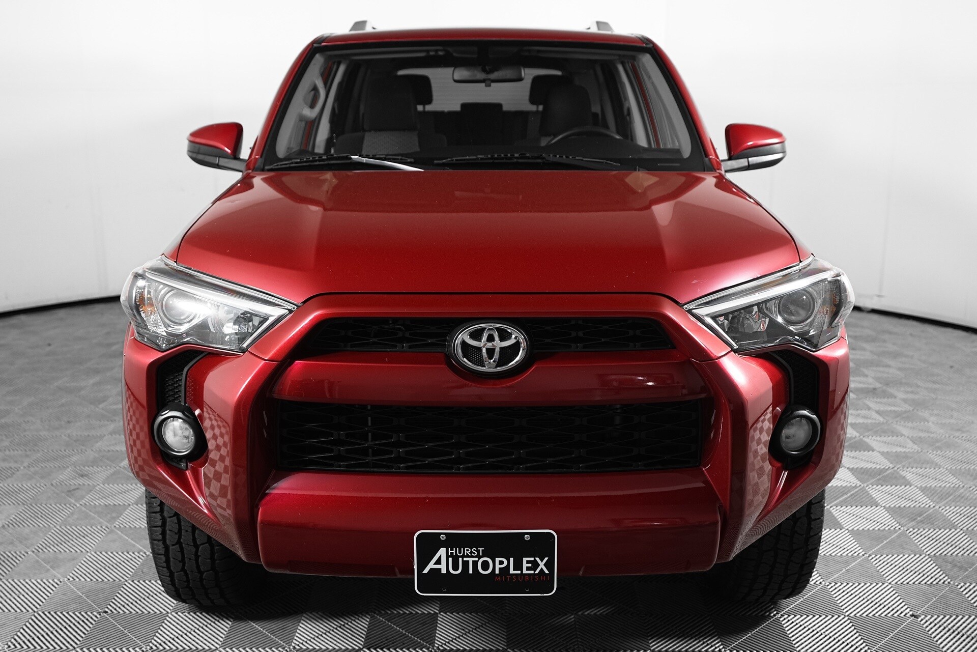 2015 Toyota 4Runner SR5 photo 2