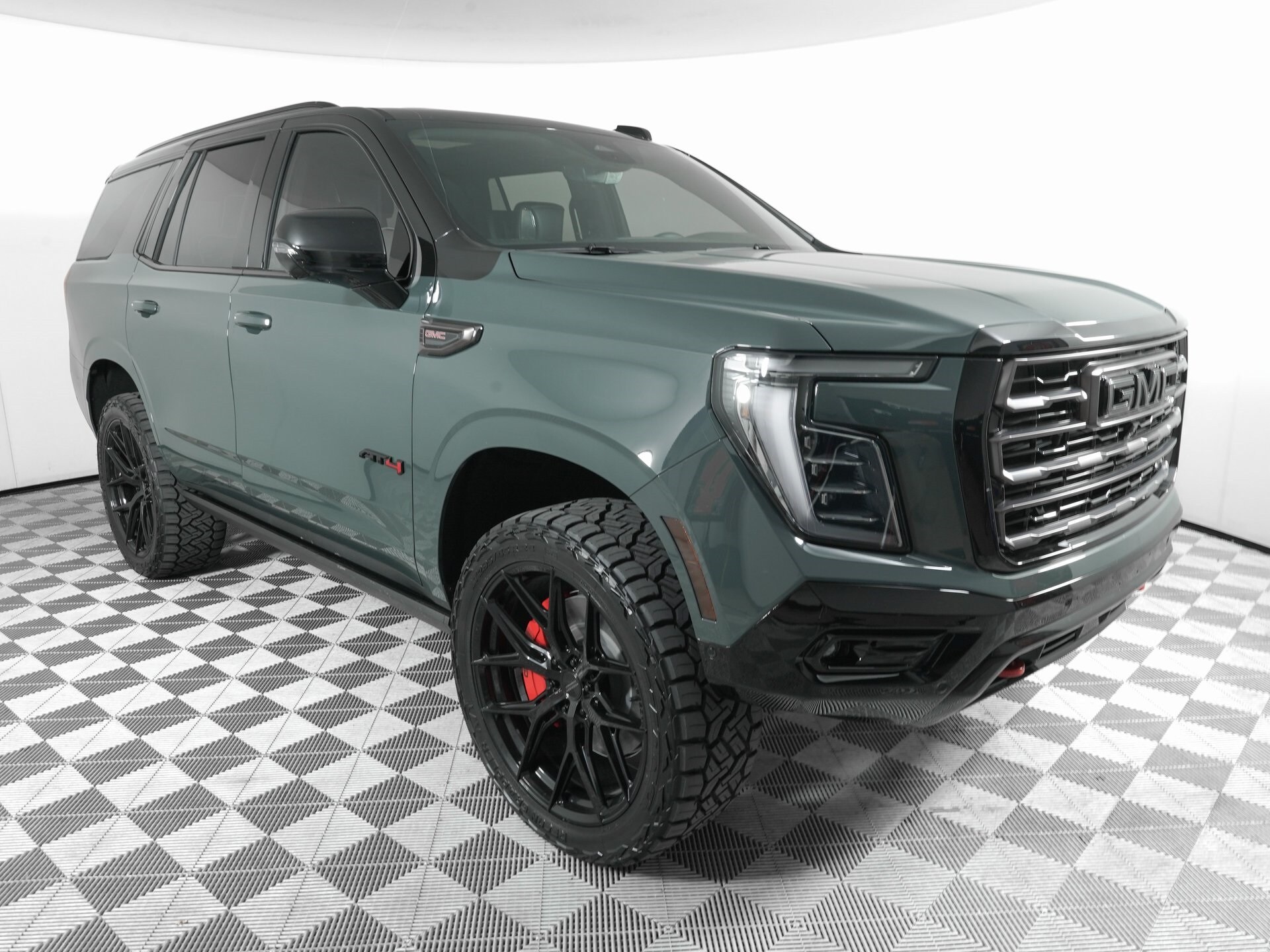 2025 Gmc Yukon AT4 Ultimate photo 3