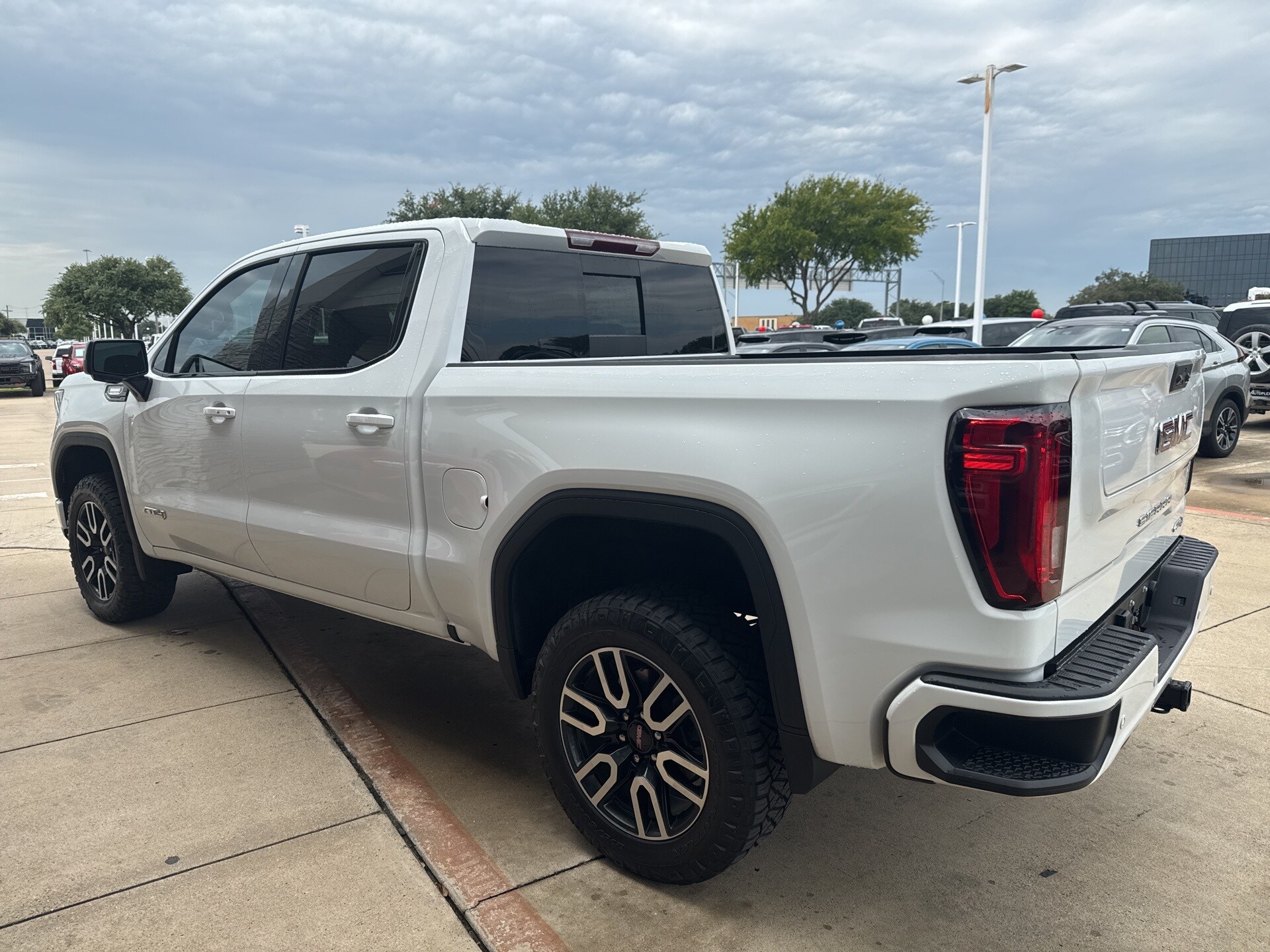 2023 Gmc Sierra 1500 AT4 photo 3