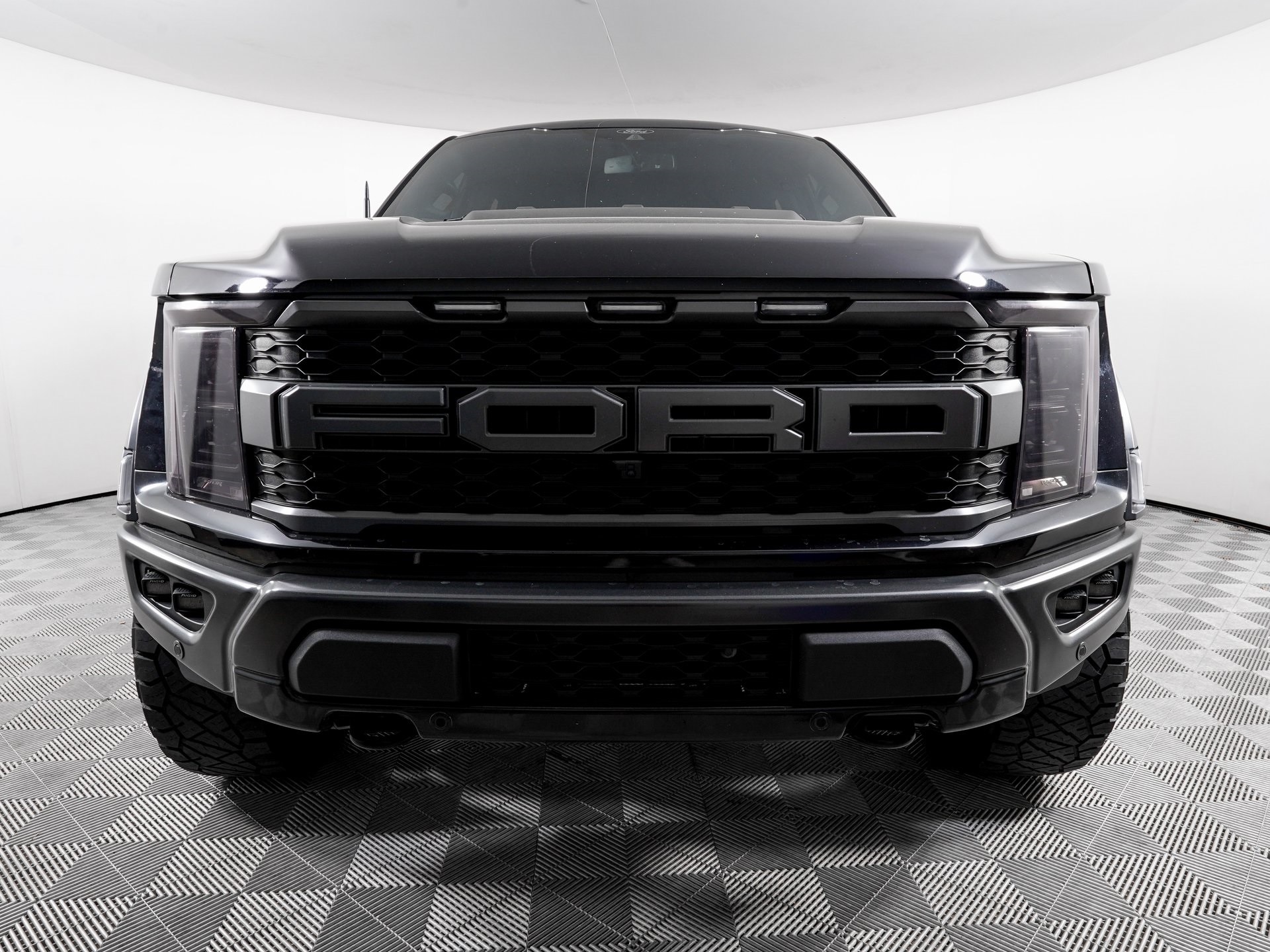 2021 Ford F-150 Raptor photo 2