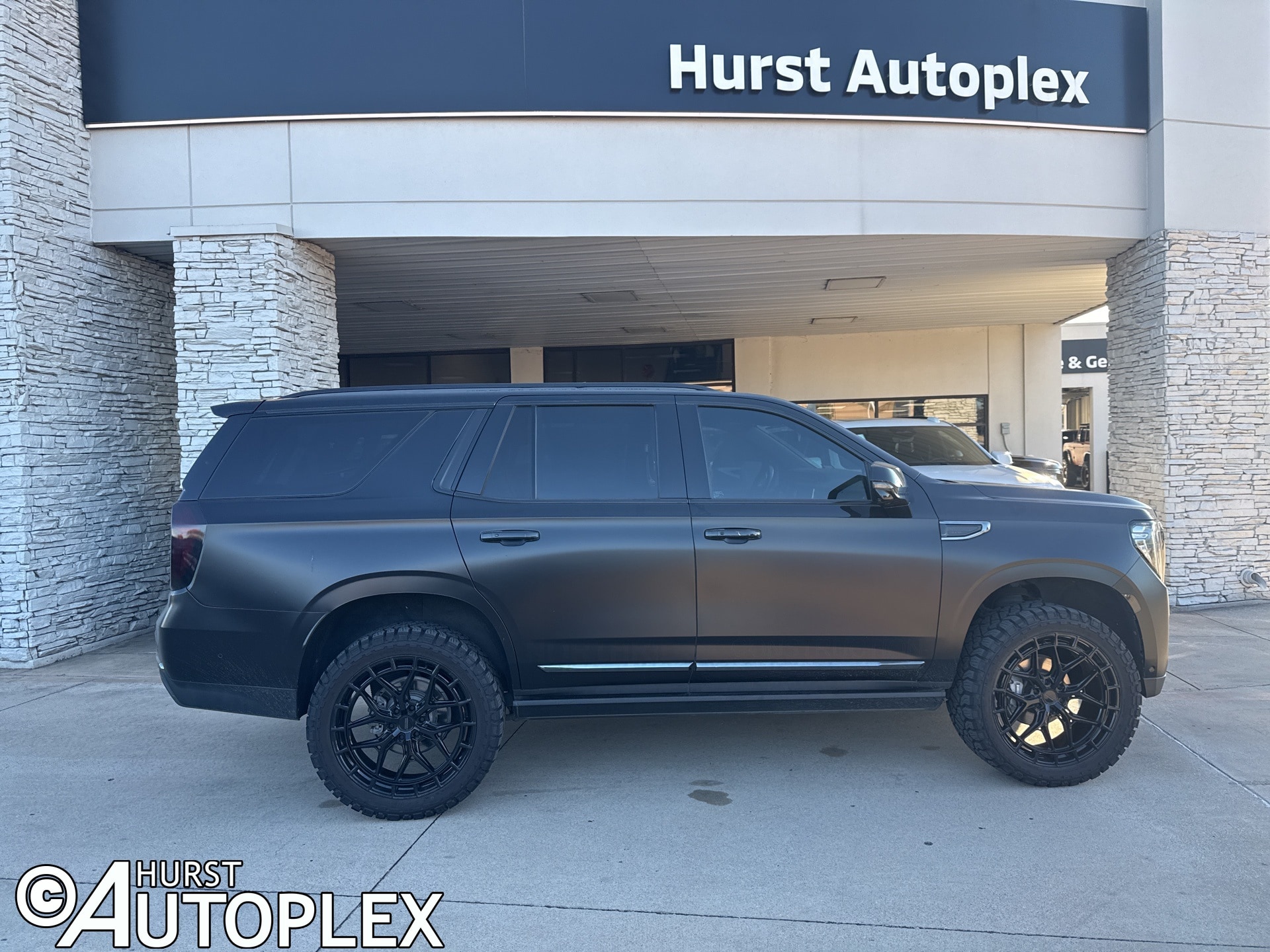 2023 GMC Yukon Denali Ultimate's photo