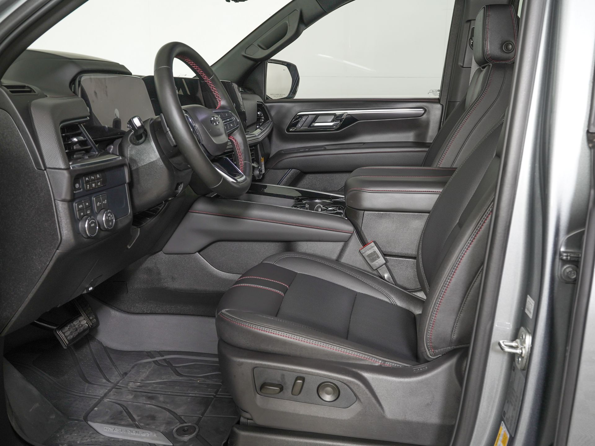 2026 Chevrolet Tahoe RST - Photo 17