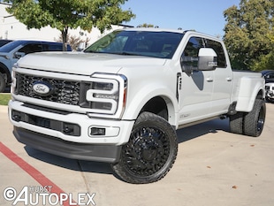 2025 Ford F-450 Truck Platinum