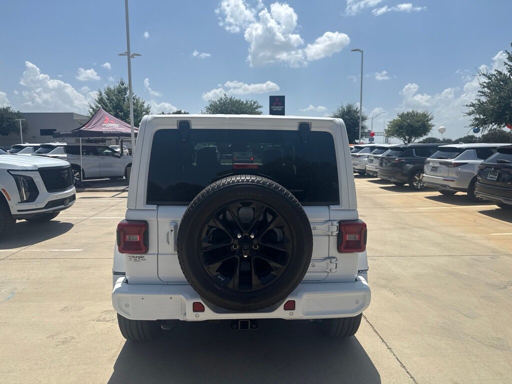 Used 2022 Jeep Wrangler Unlimited Sahara High Altitude SUV