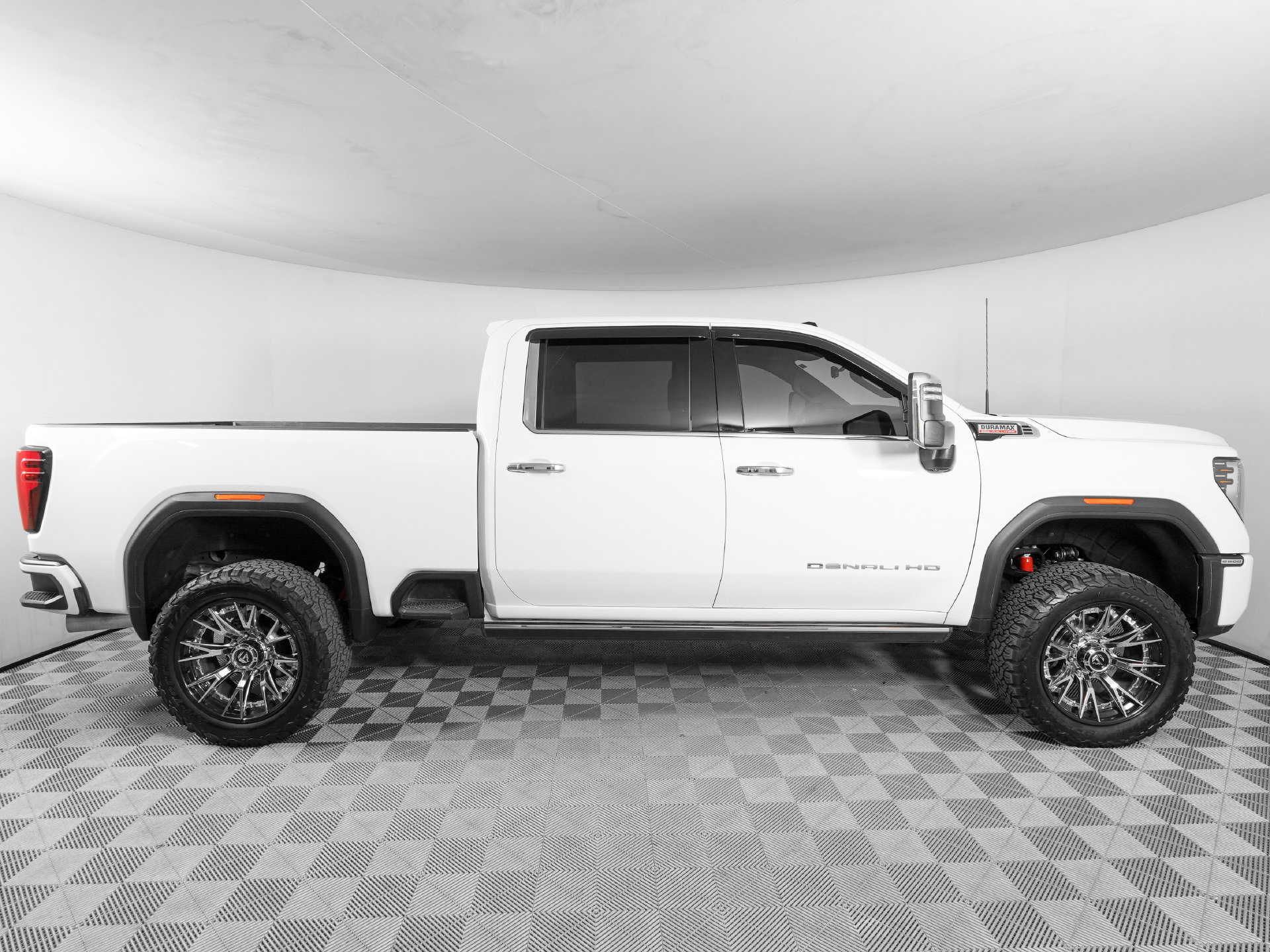 Used 2025 GMC Sierra 2500 HD Denali Truck