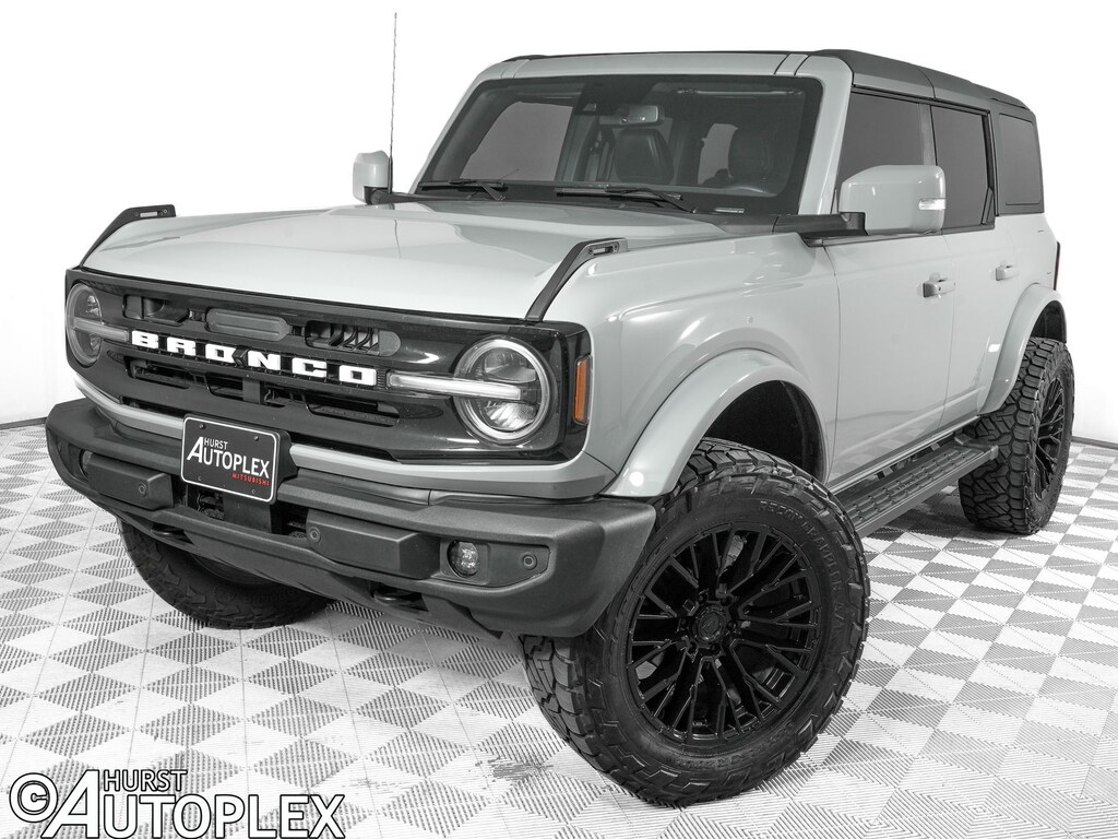 Used 2024 Ford Bronco Outer Banks SUV