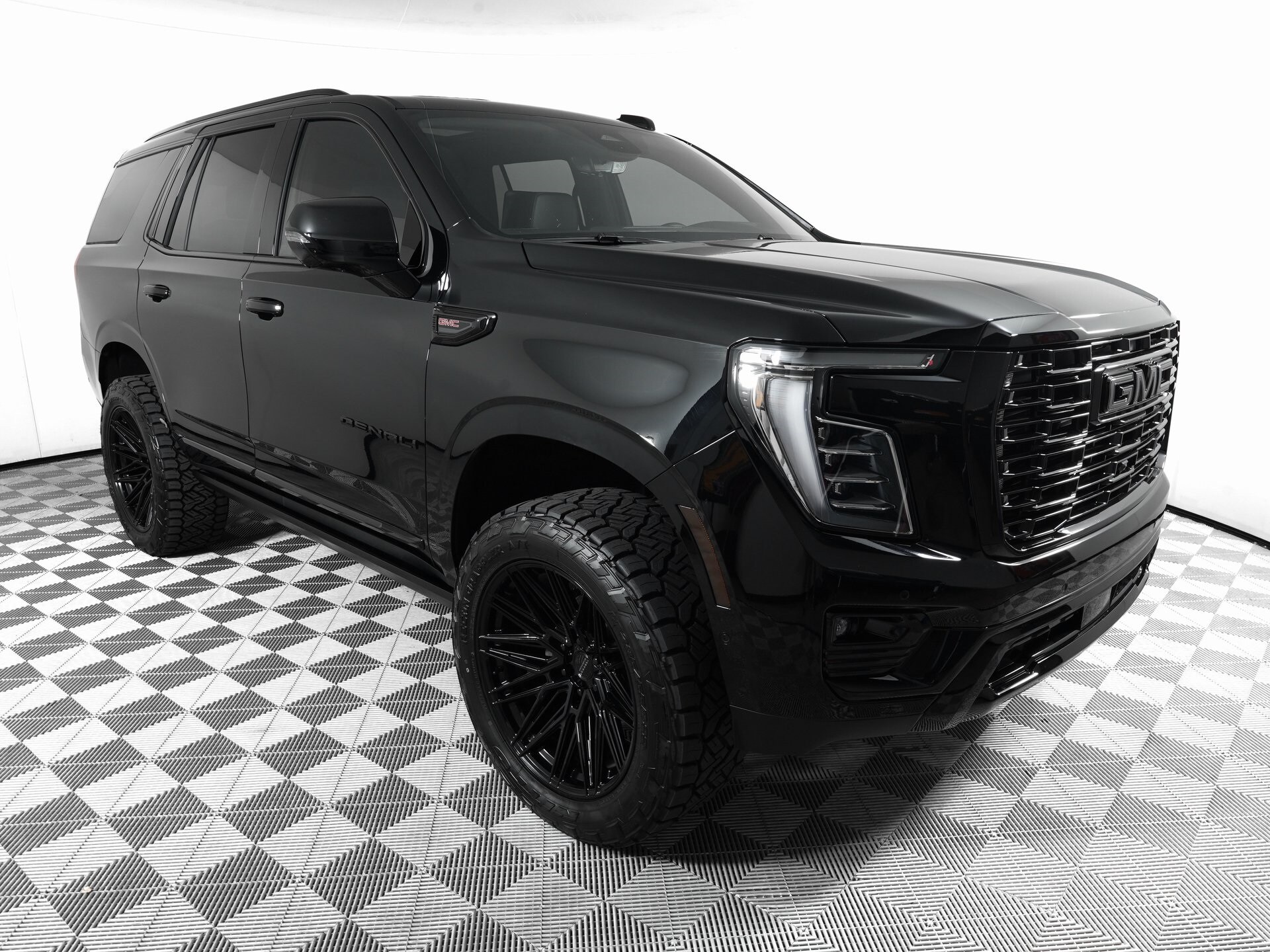 2025 Gmc Yukon Denali photo 3