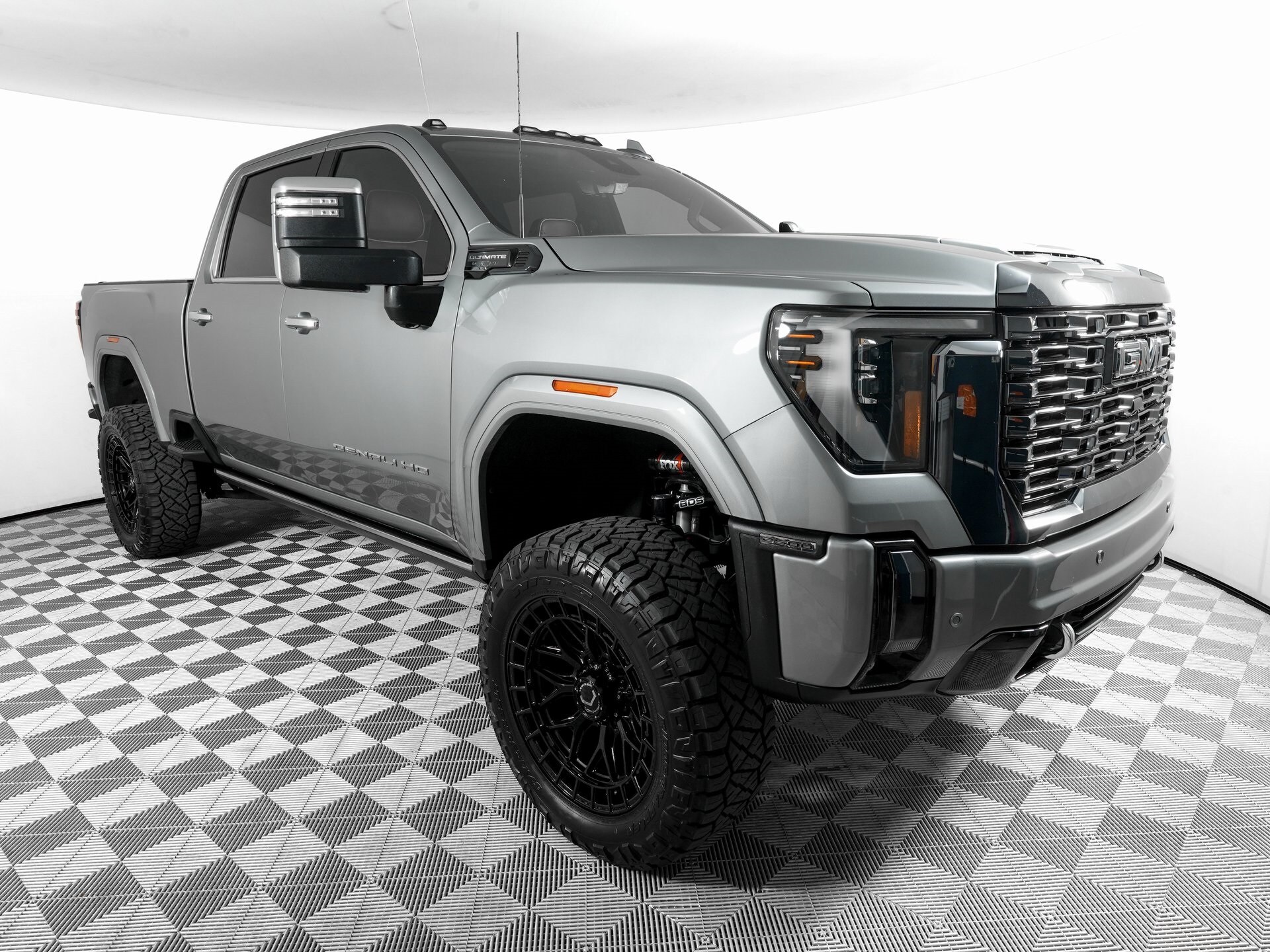2024 Gmc Sierra 2500 HD Denali Ultimate photo 3