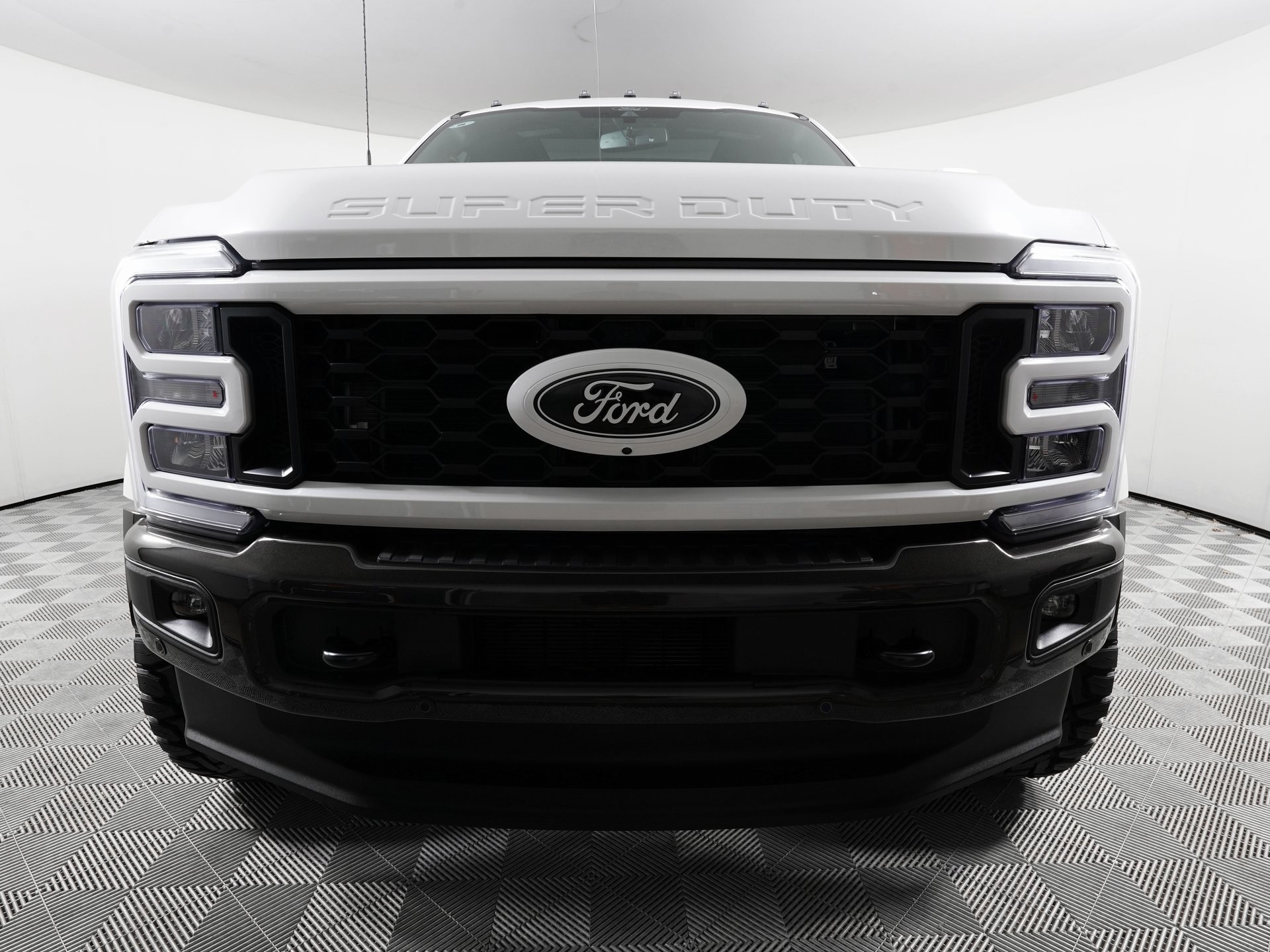 Used 2025 Ford F-450 Super Duty King Ranch with VIN 1FT8W4DMXSEC71871 for sale in Hurst, TX