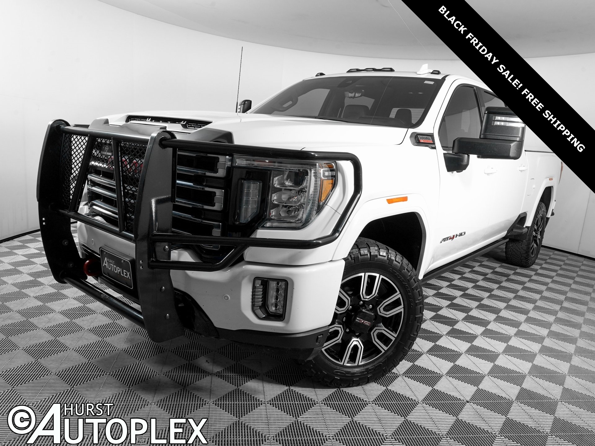 2022 GMC Sierra 2500HD AT4's photo