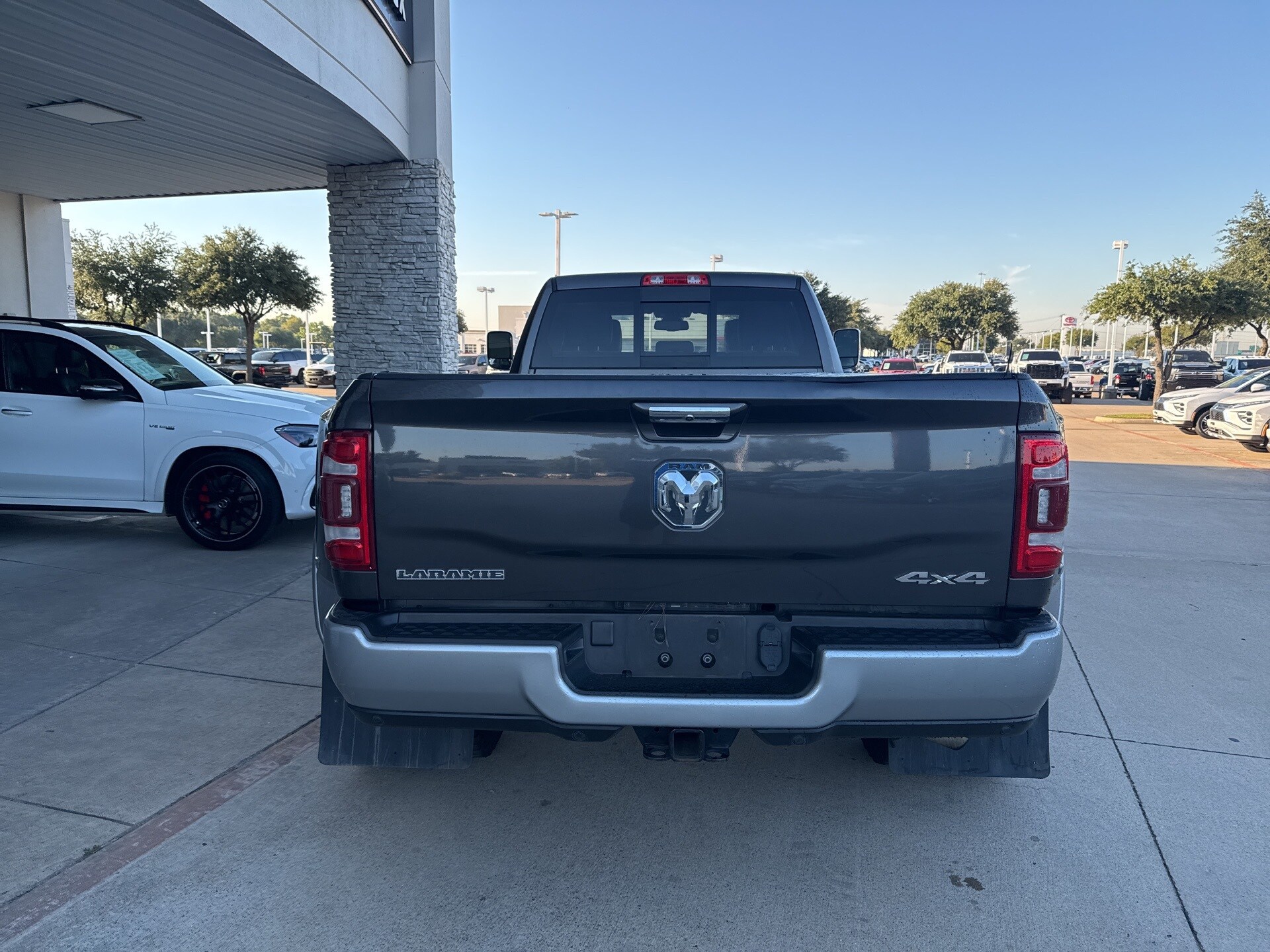 2022 Ram 3500 Laramie photo 4